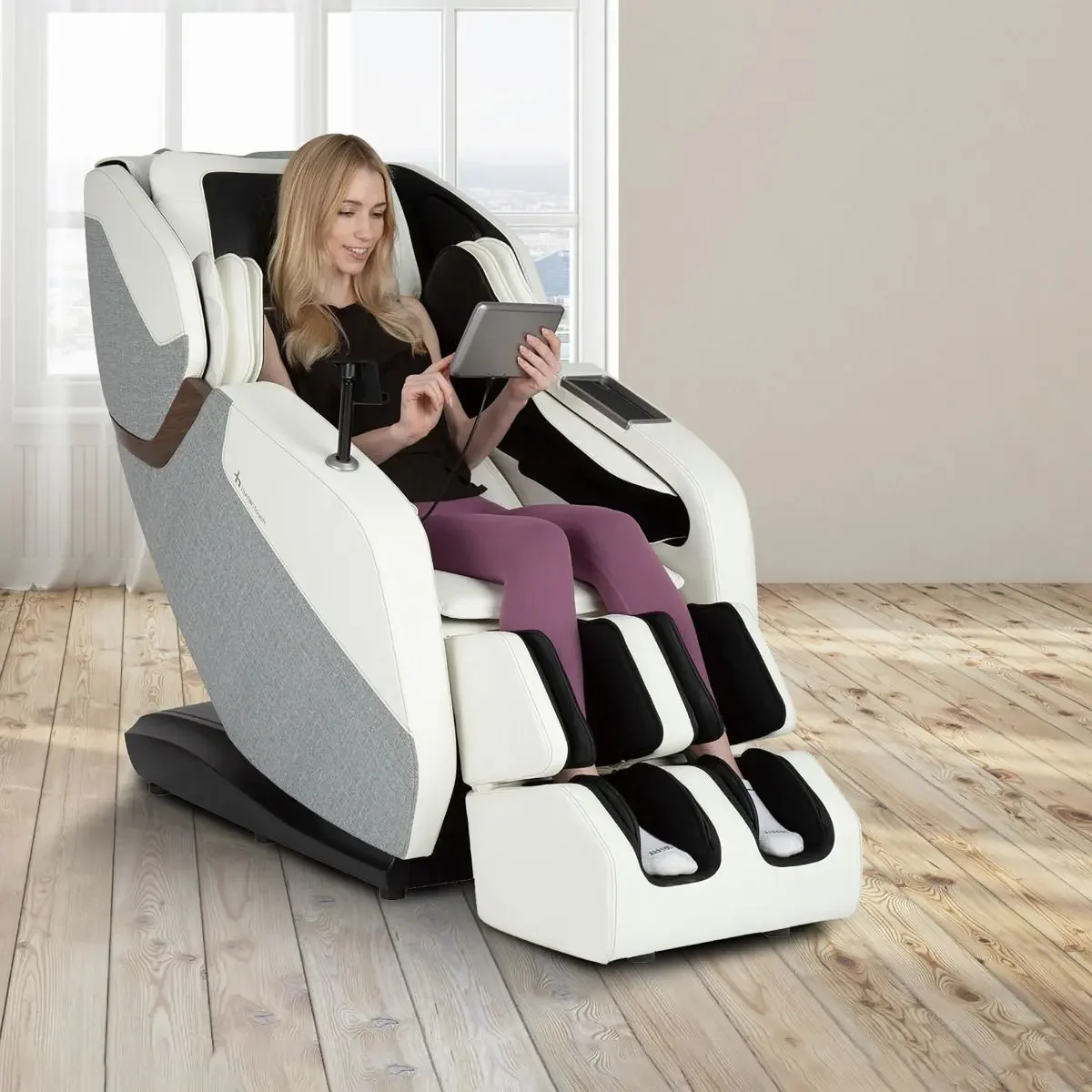 WholeBody® ROVE Massage Chair