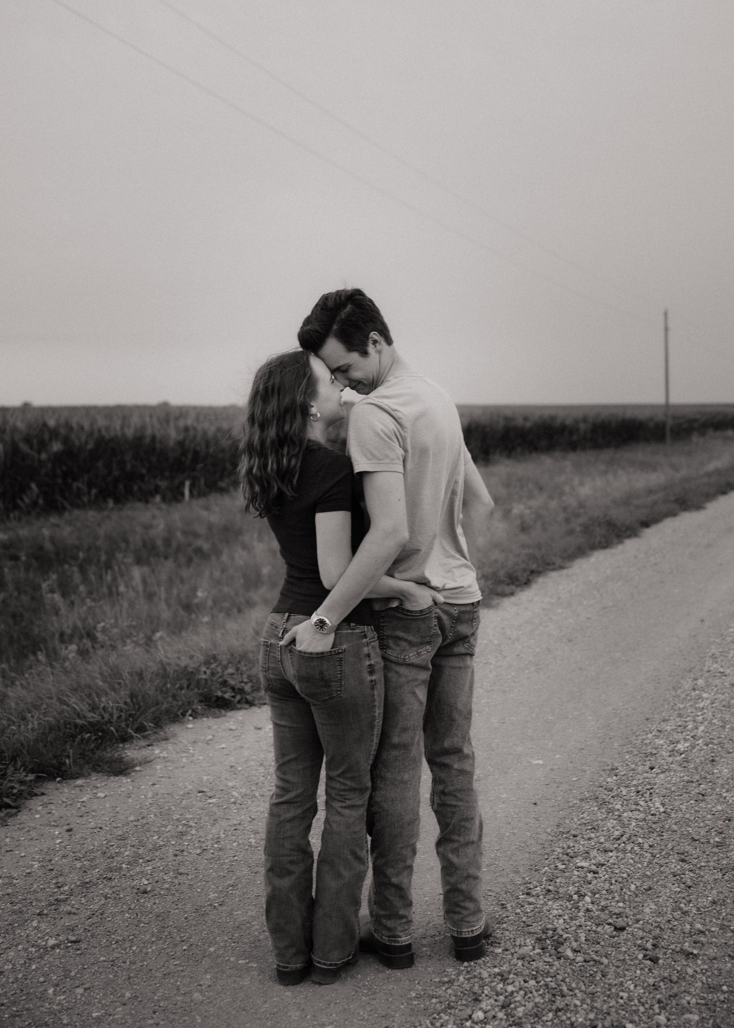 Aberdeen, South Dakota Photographer wedding photos