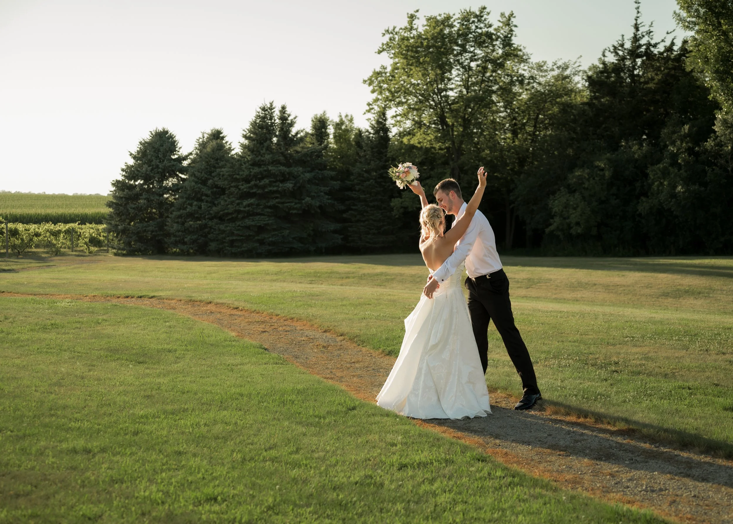 Aberdeen, South Dakota Photographer wedding photos