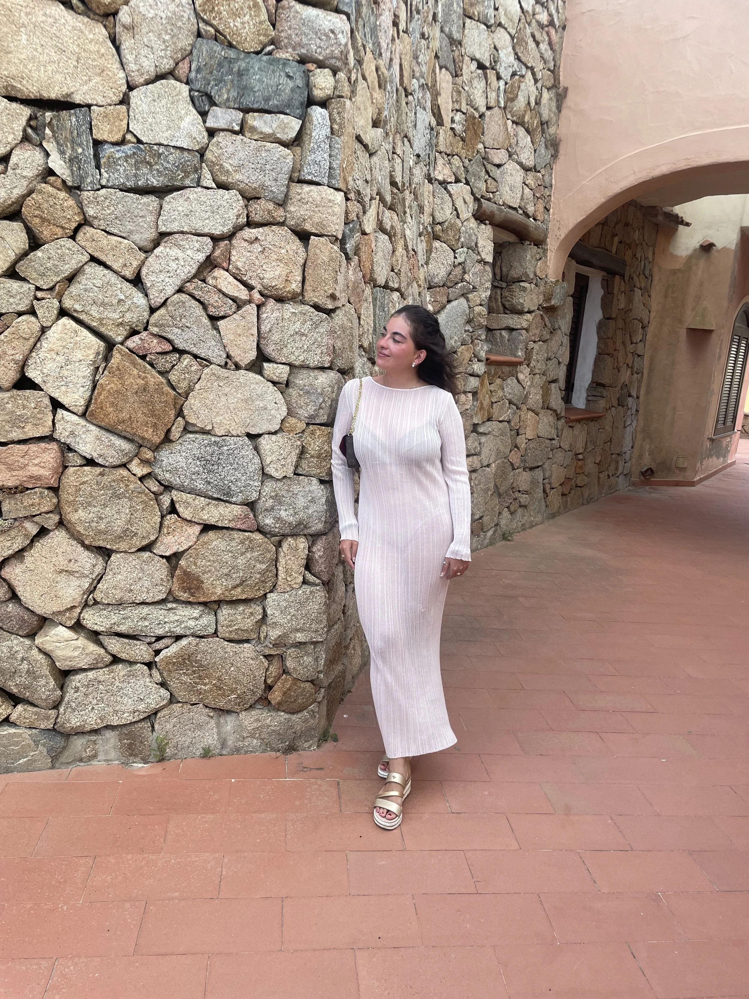pink outfit sardenia.jpg