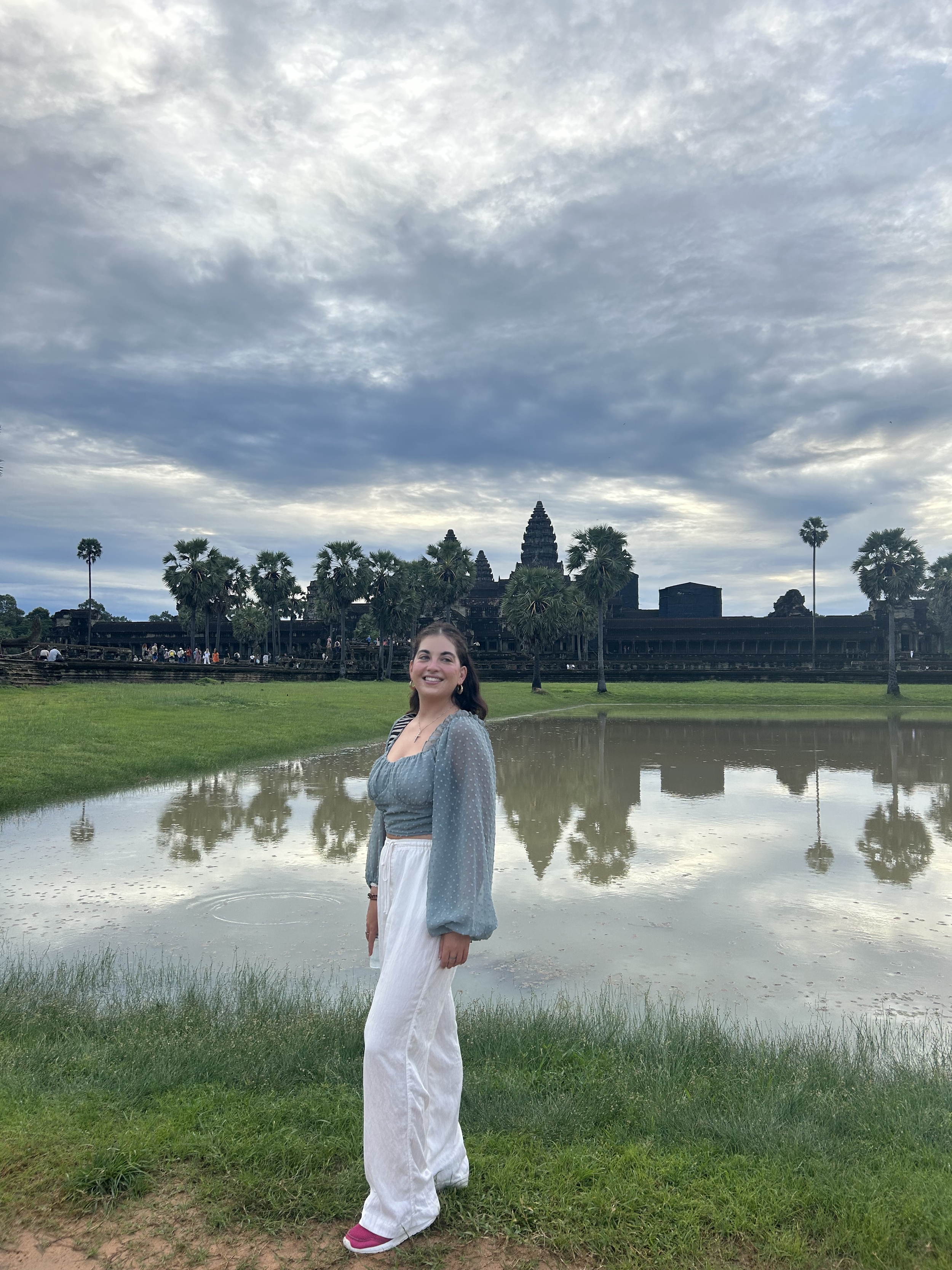 sunrise at Ankor Wat.png