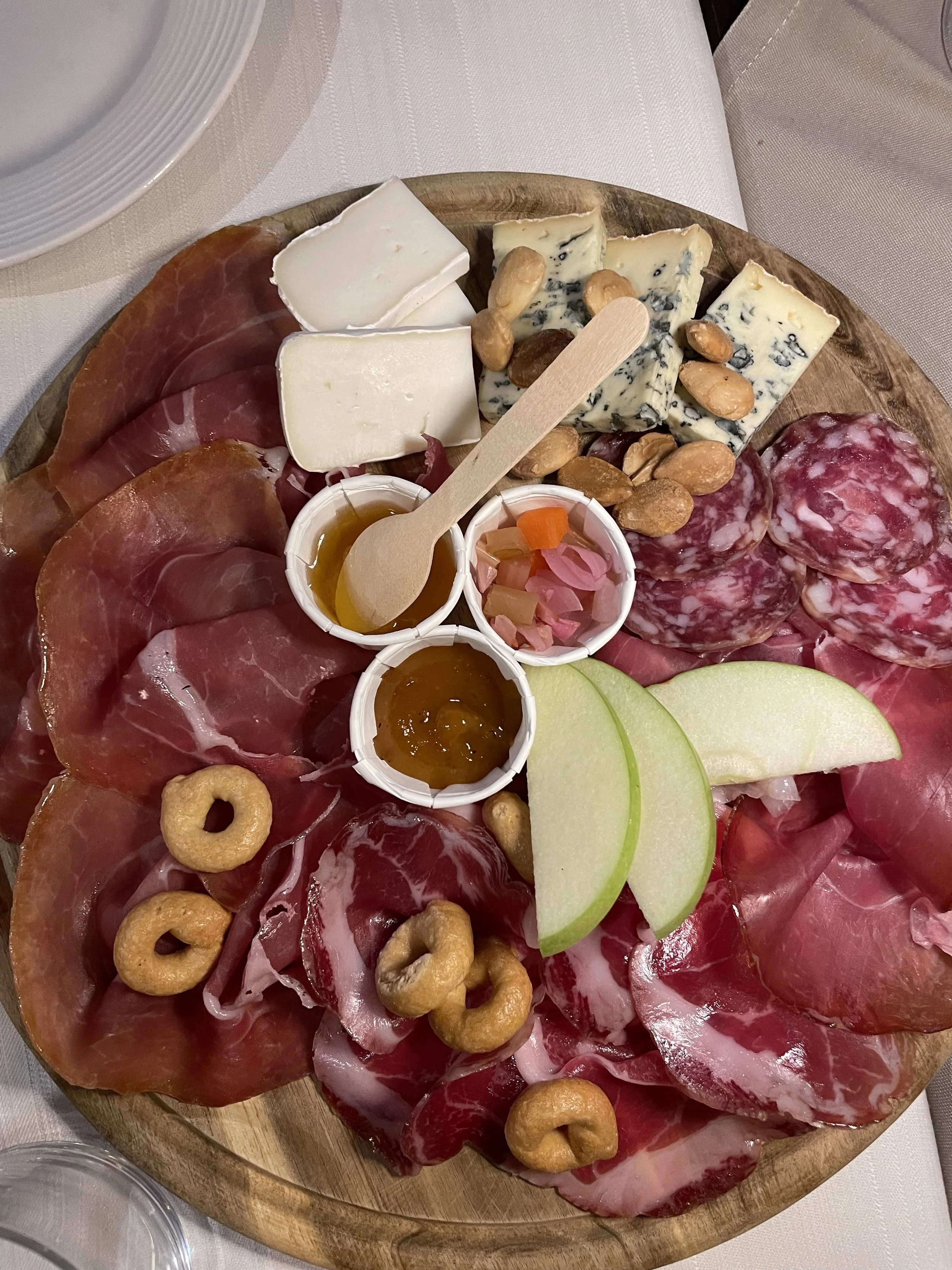 charcuterie milano.jpg