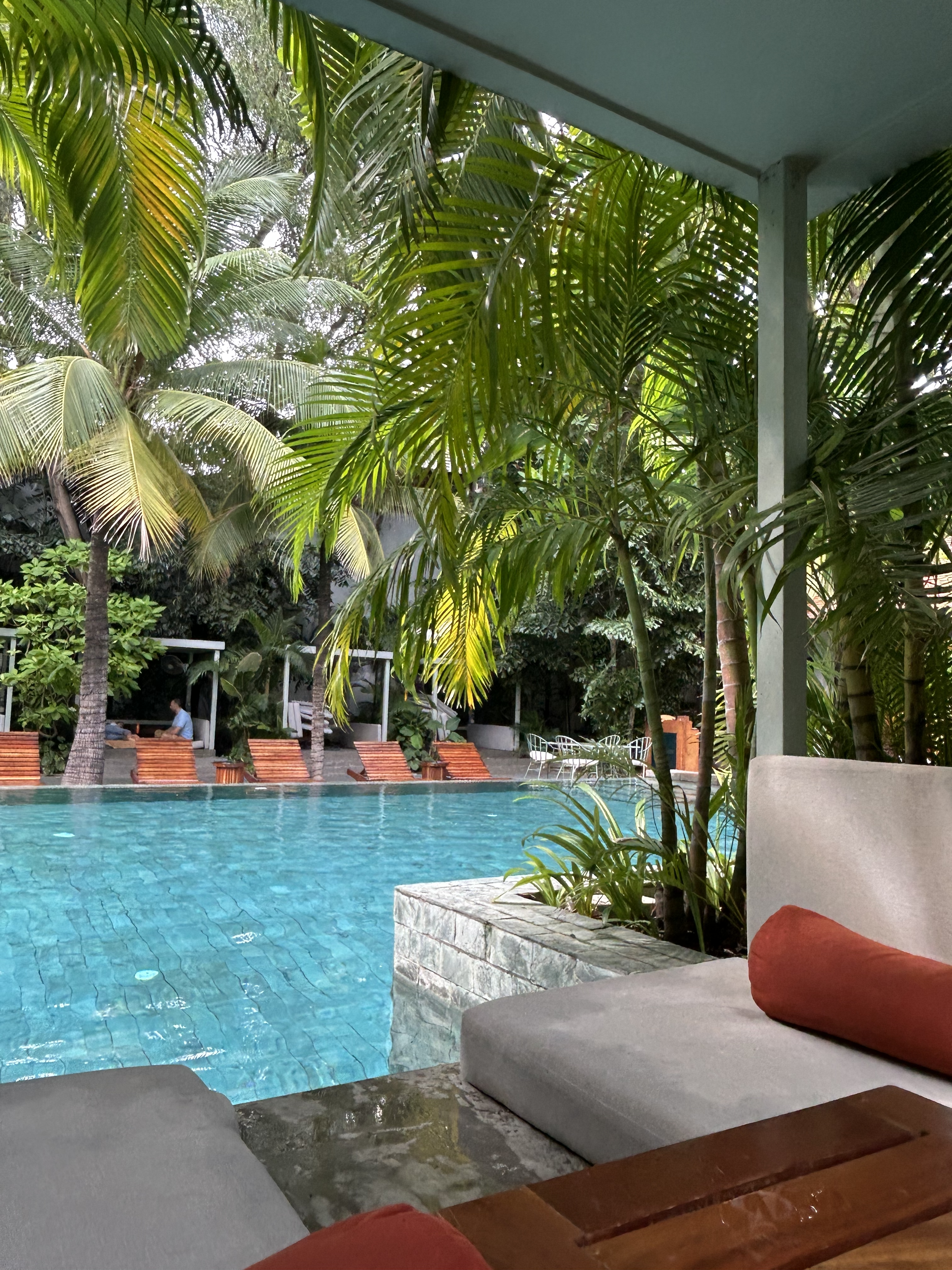 hotel Cambodia.png