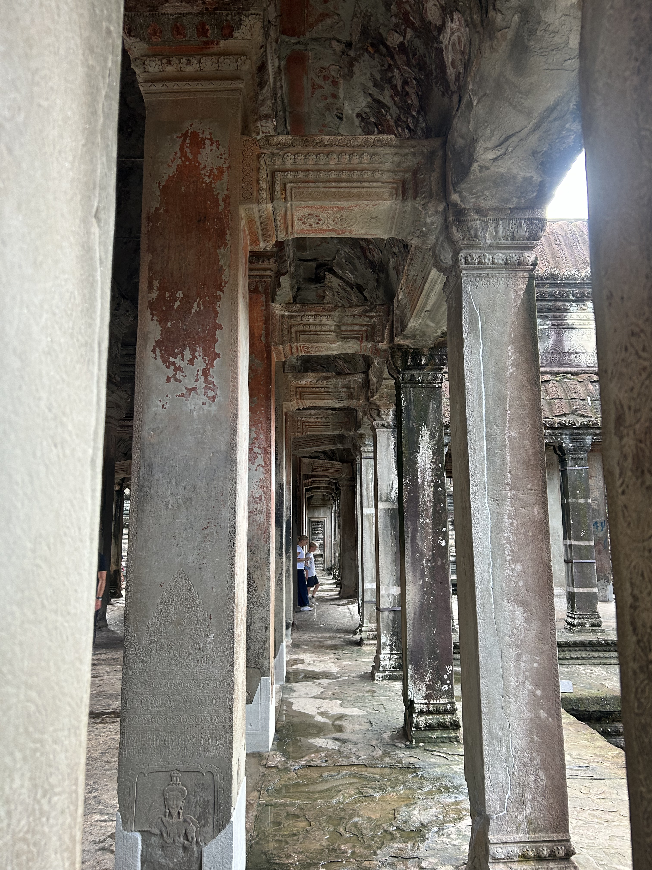 Columns Ankor Wat.png