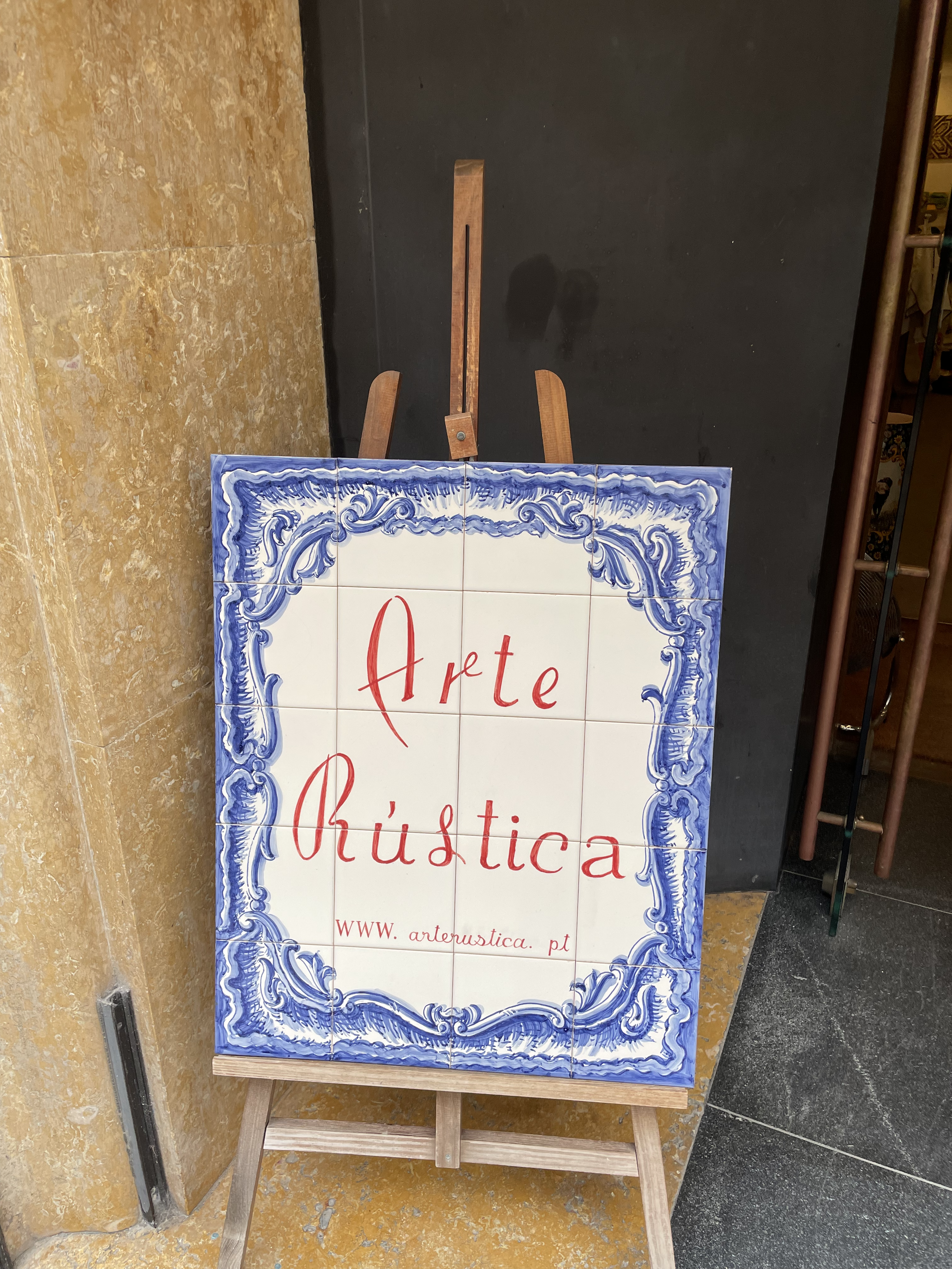 arte rustica Lisbon.png