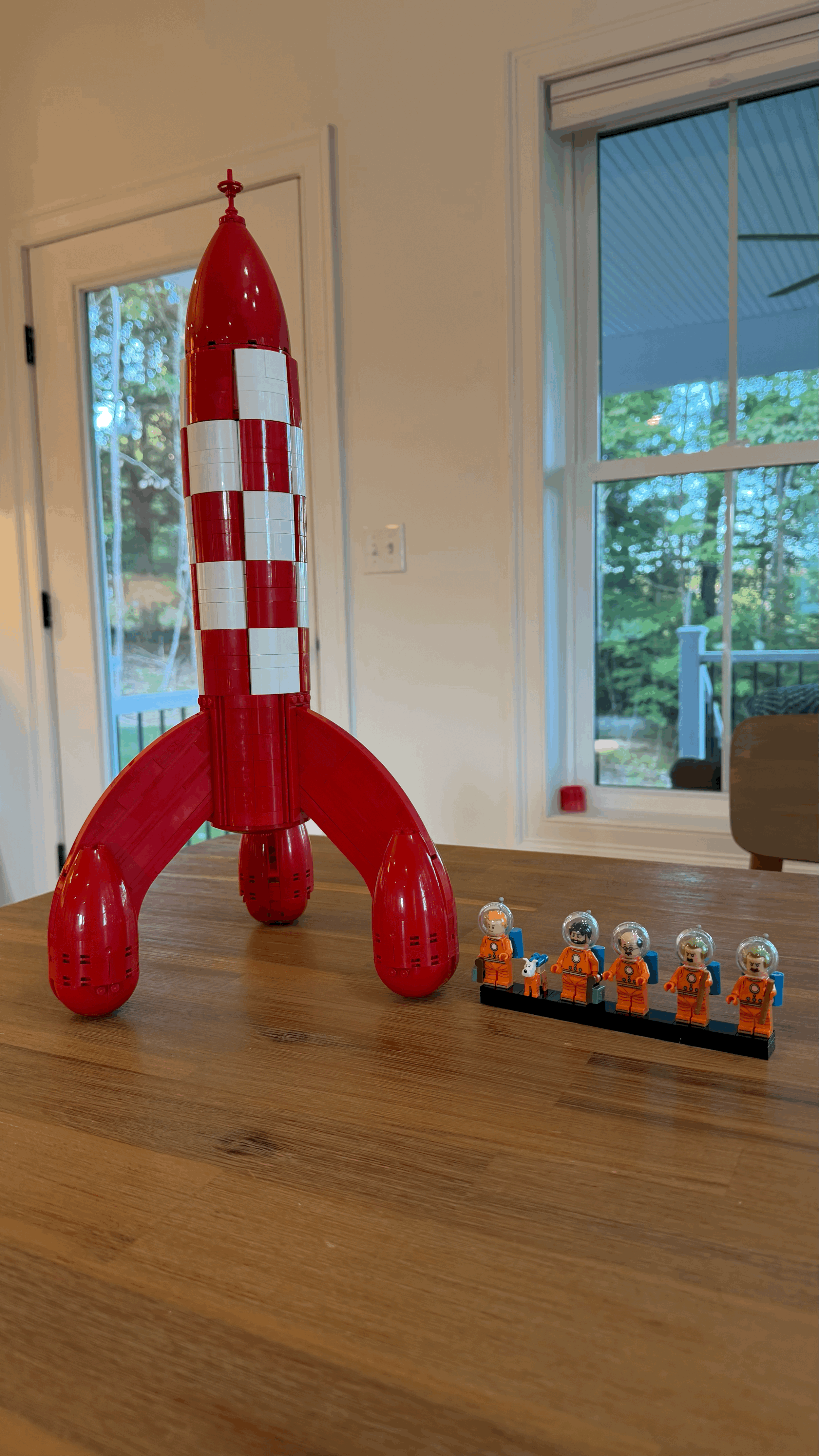 LEGO® Ideas Tintin® Moon Rocket 21367 Build Review