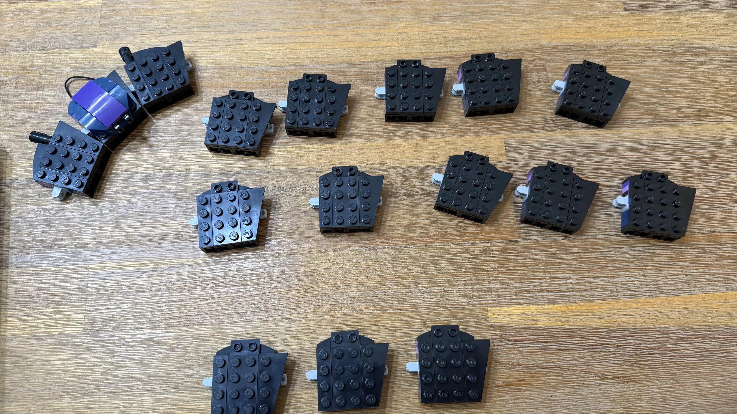 Repeated black frame sections being assembled for LEGO Halloween Wreath 40825