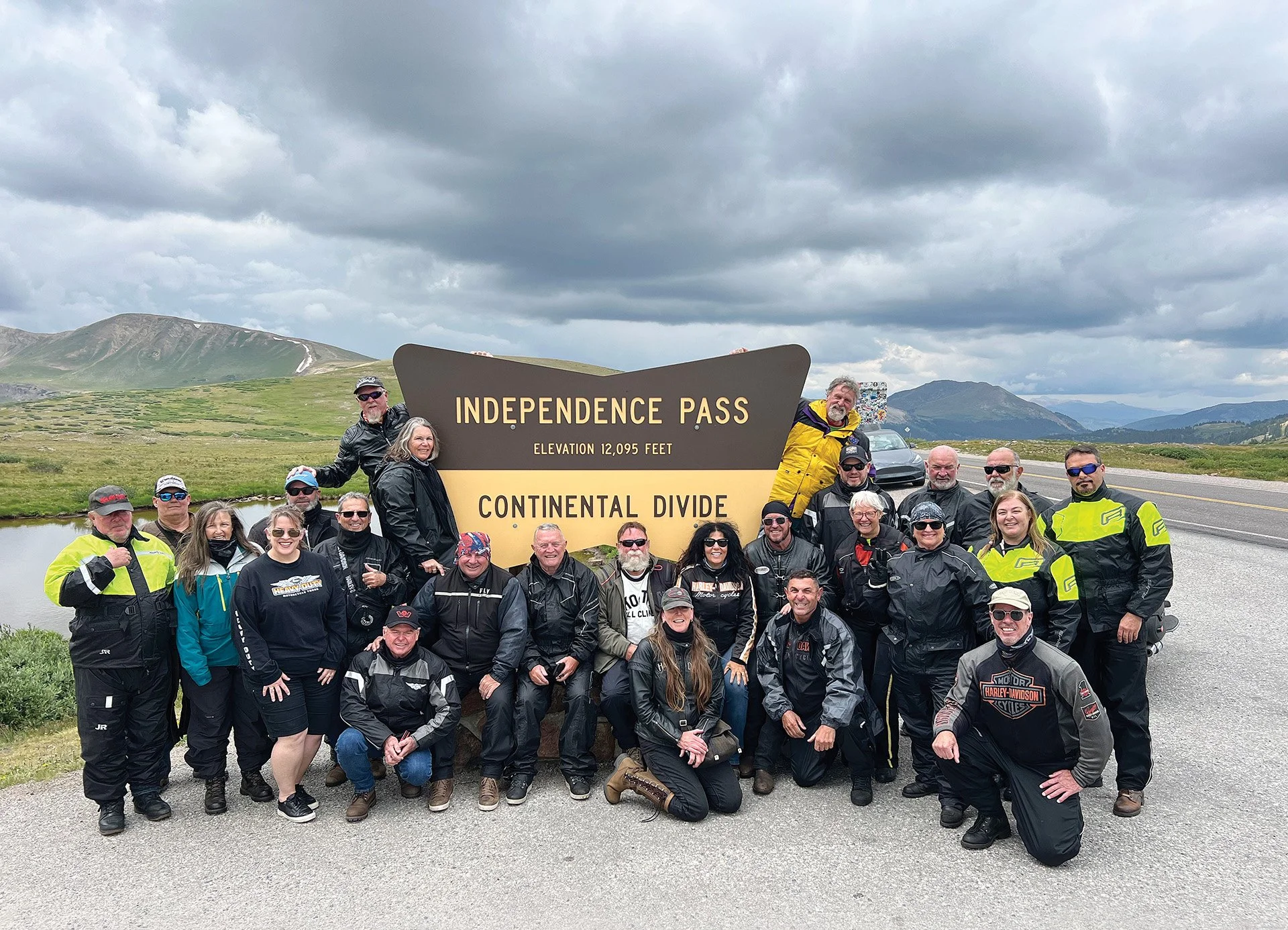 IMG_1705 Indepence Pass Continental Divide gp pic.jpg