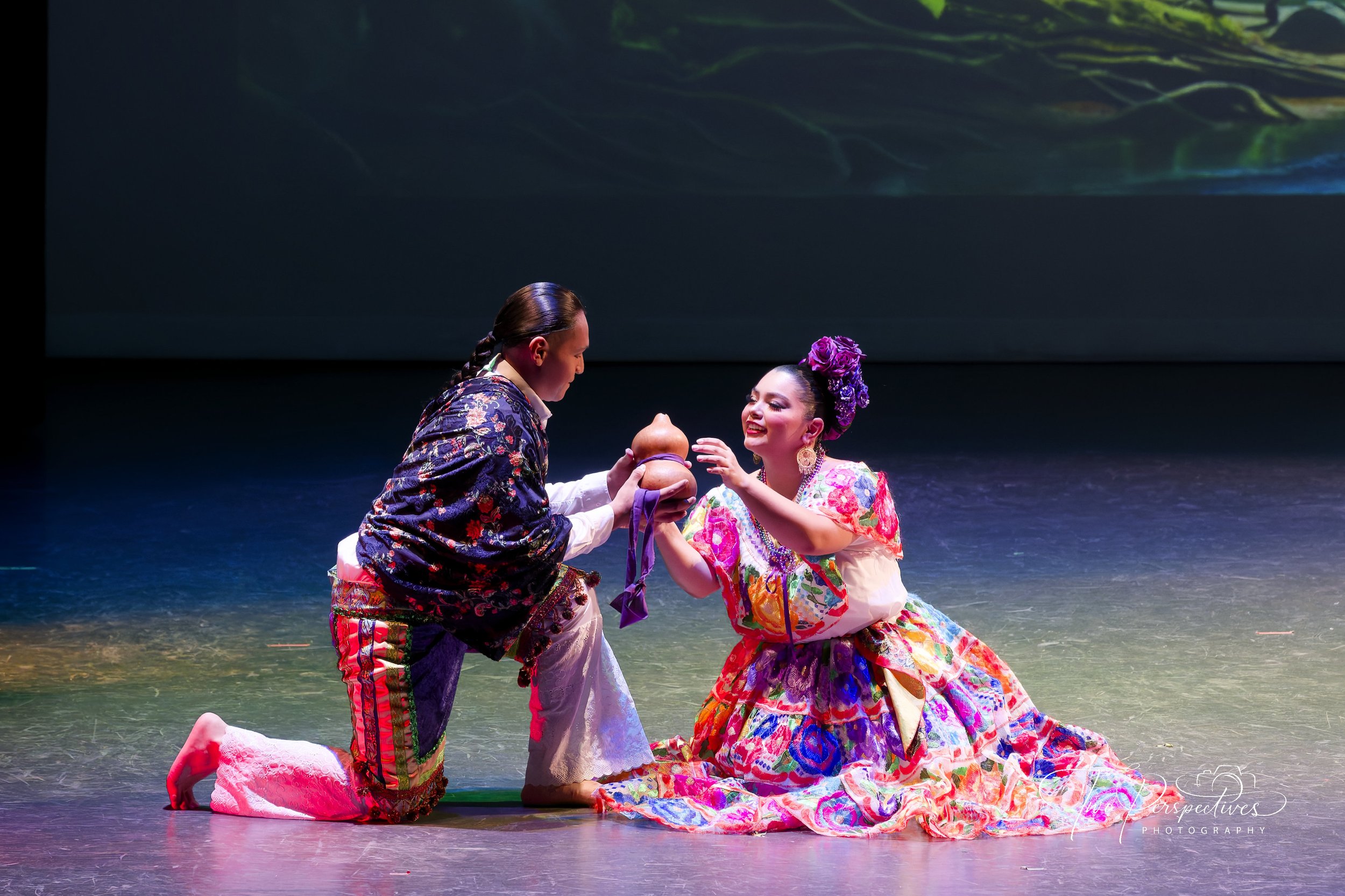 Arizona Folklórico Dance Co. Performance of Senderos 2026