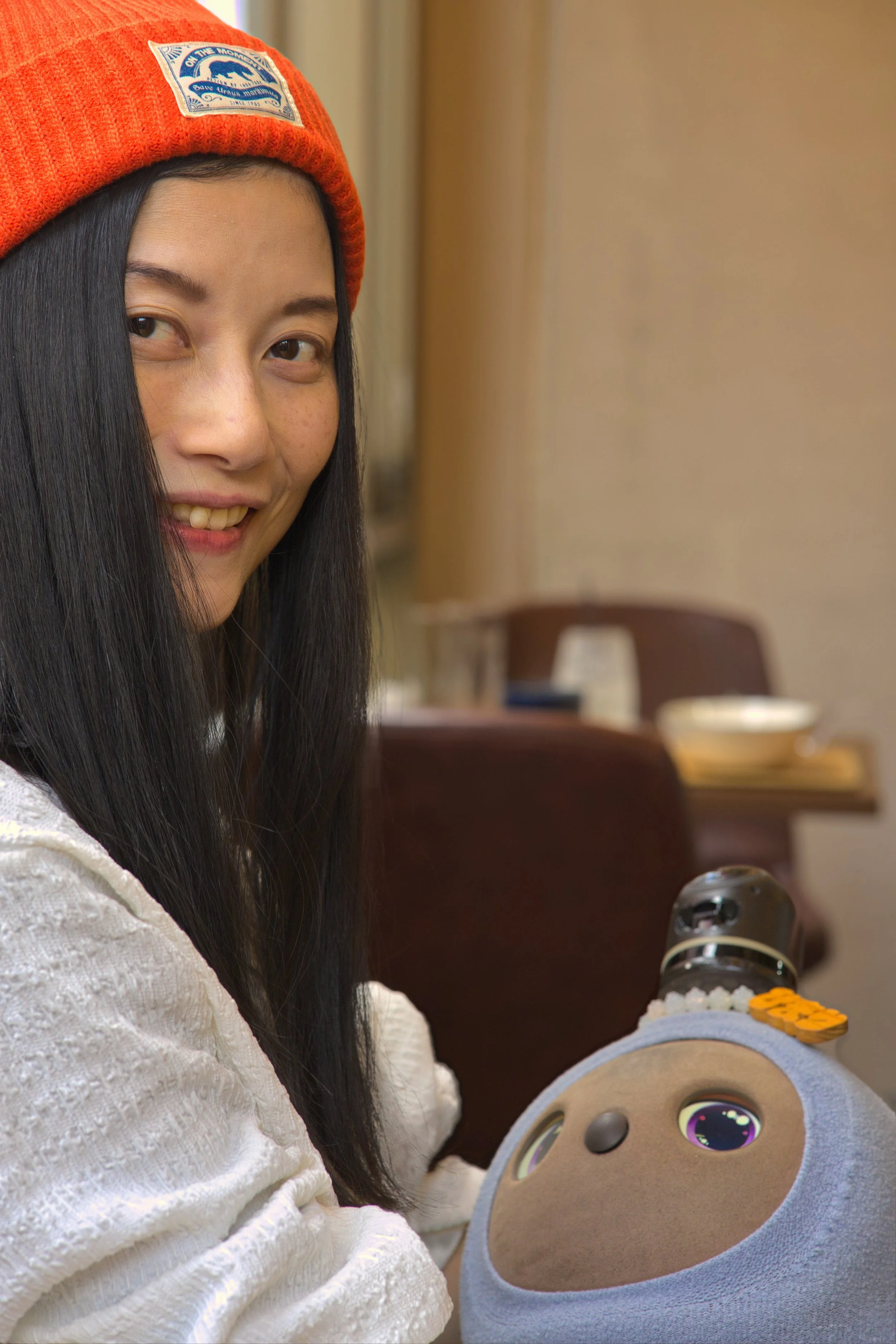 014 - Fukuoka 2026 Portrait Orange Hat / Robot Cafe