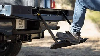 A7AAC_85G_TailgateStep_350x197.jpg