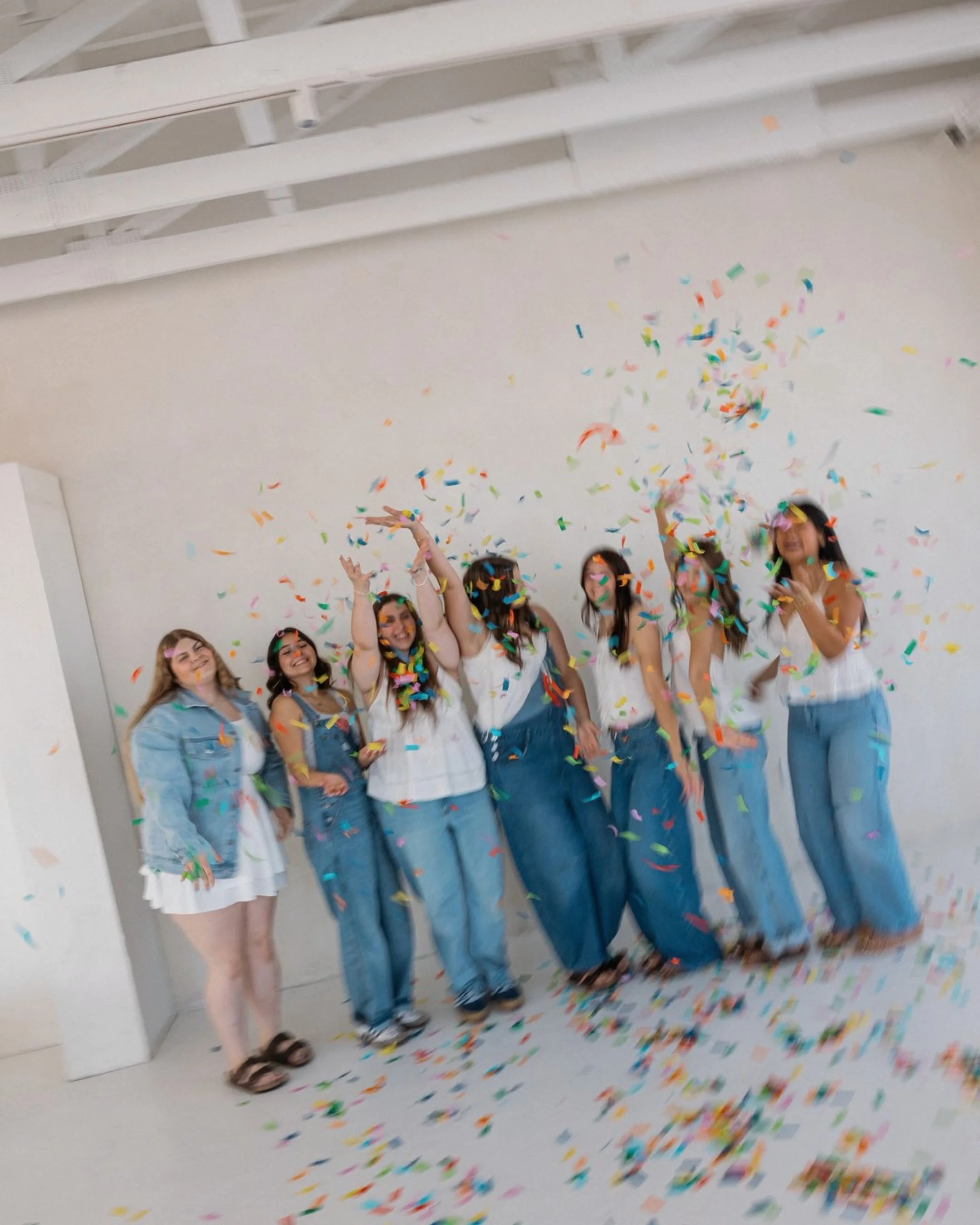 GUYS!! Introducing my Class of 2027 Senior Reps!!! ✨

Aren&rsquo;t they ALL so beautiful?! 🥹 We had the absolute best time in the studio last week &mdash; and 10/10 recommend confetti cannons hehe 🎉😂

I seriously cannot wait to share all of their 