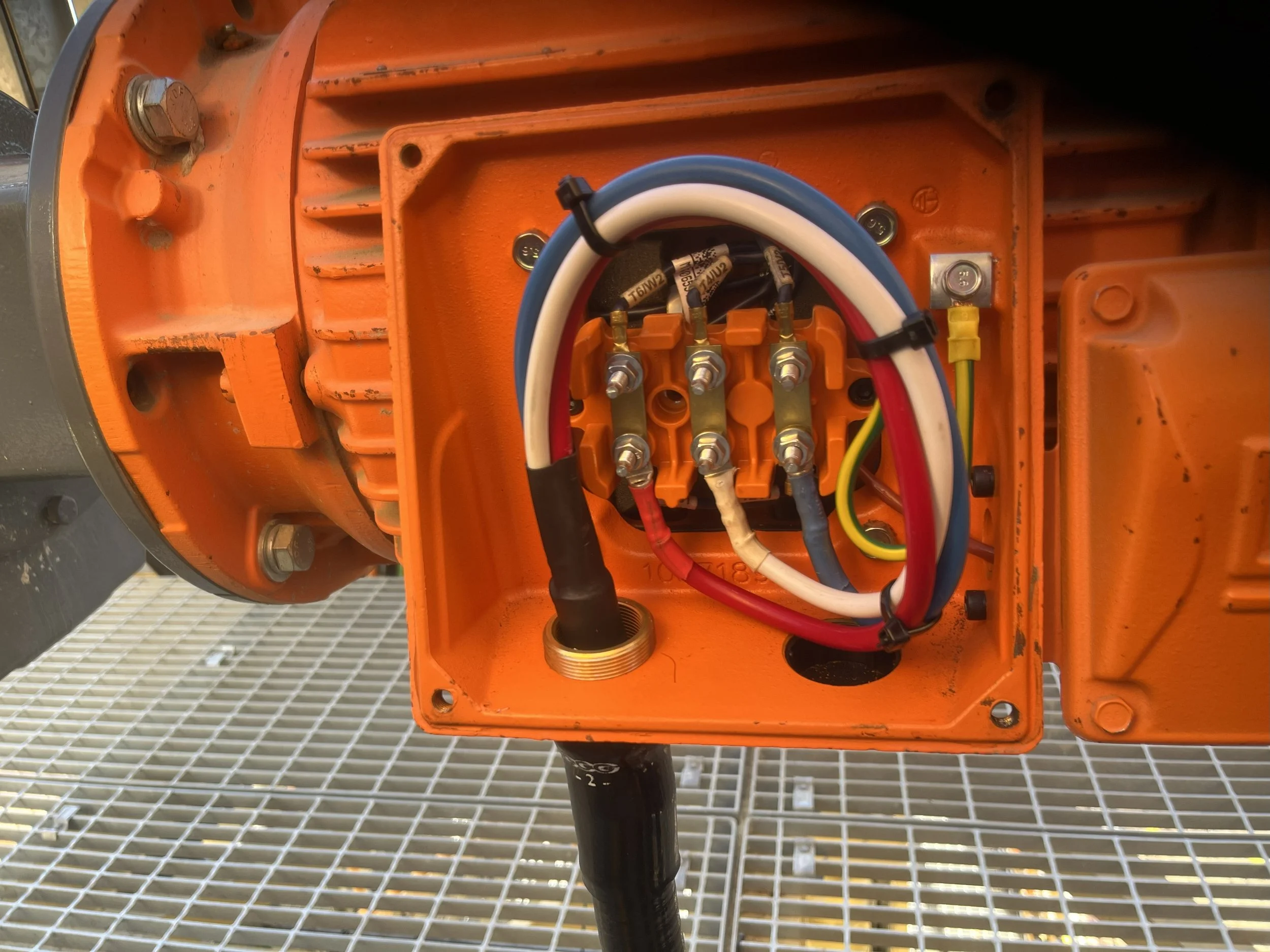 Chilcott Commercial Electrician Brisbane (8).jpg