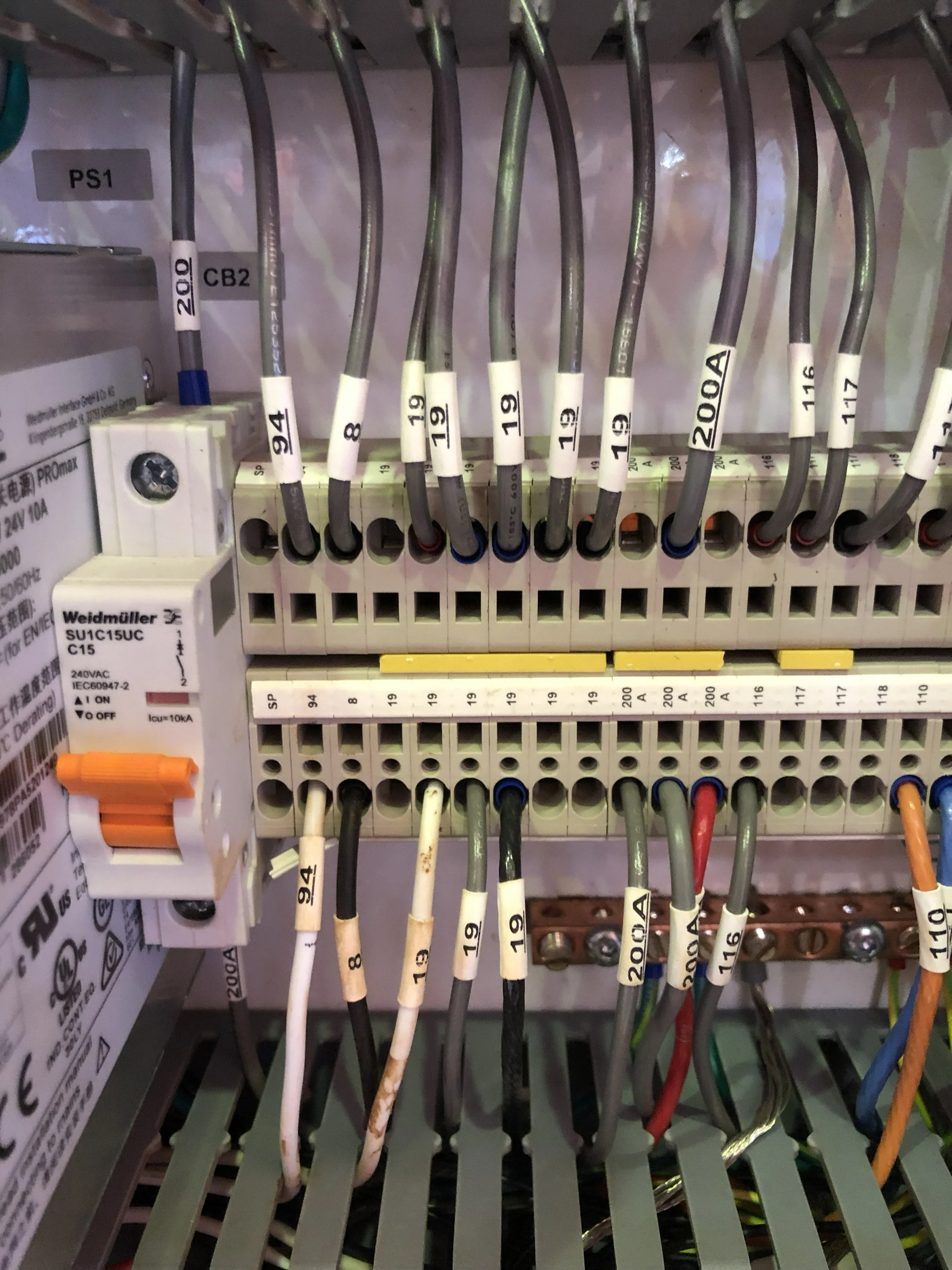 Chilcott Commercial Electrician Brisbane (39).jpg