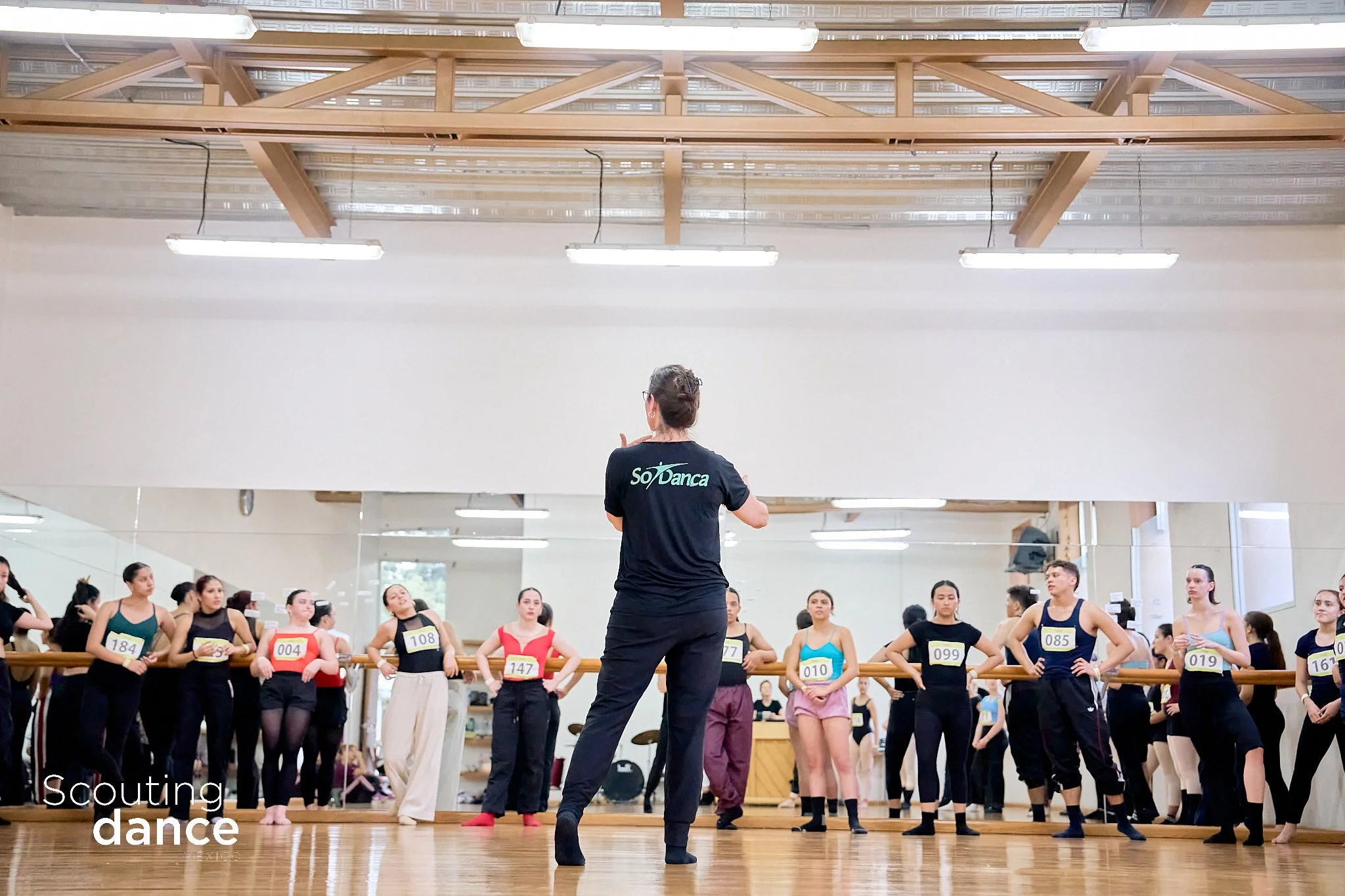 DSC03476 . Photo Nath Martin - . Nath Martin - Web use -  Marca de agua (Scouting).jpg