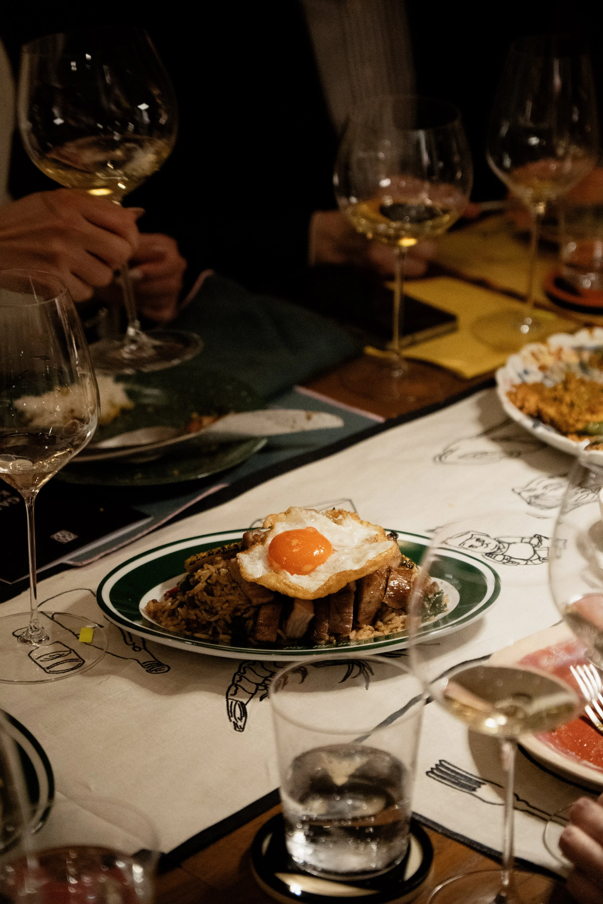 Gaja &amp; Krapao: An EASY! Buddy Supper