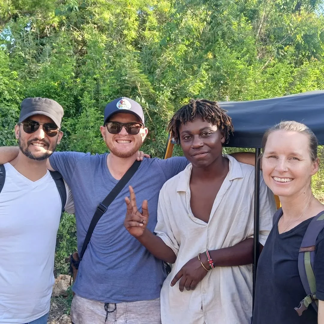 #explore.watamu.kenya 🇰🇪 
Enjoy in and outside watamu transfers 
Book and enjoy the beautiful inside us
😘
# Explore.watamu.kenya 🇰🇪