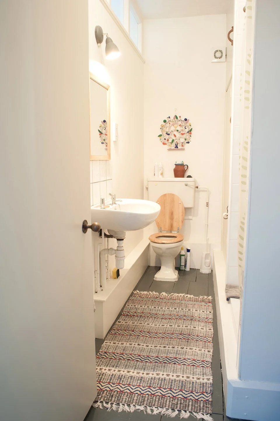 Bathroom-3.jpg