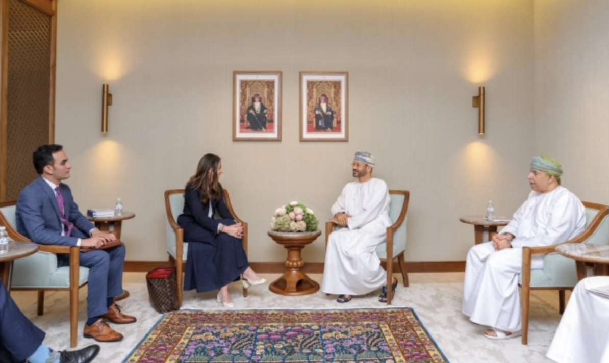 عُمان وشرق اليمن وهشاشة هندسة الحياد