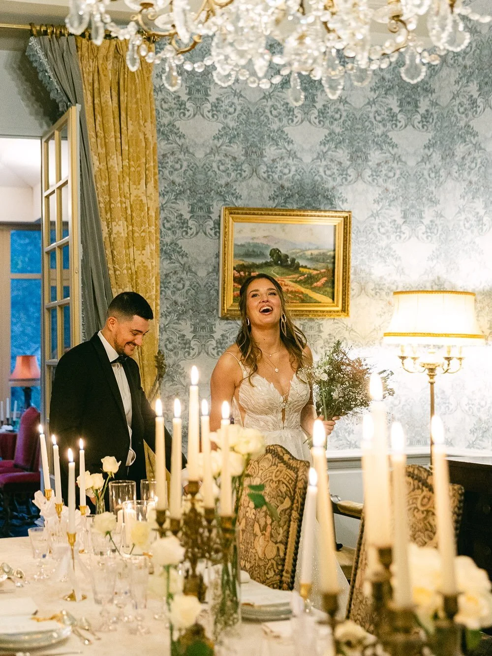 Get married at Ch&acirc;teau de Bagen.
Live the castle life for a weekend.
Enjoy an exceptional setting, surrender to the beauty of the stonework,
and feel like a princess, free and radiant, surrounded by your loved ones.
Let&rsquo;s get in touch! 
V