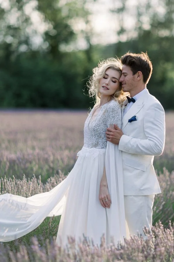 couple session in the lavander fields