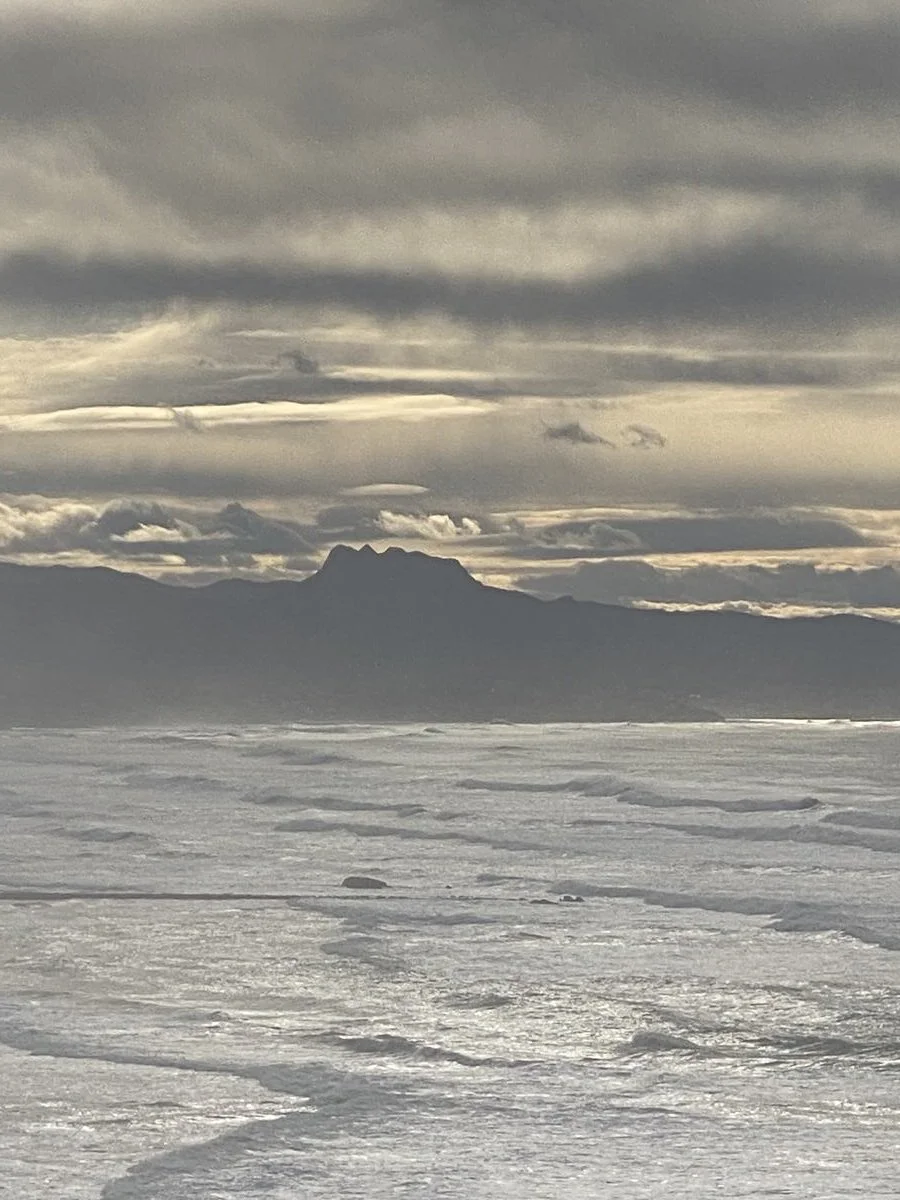 Les Trois Couronnes mountains in the Basque Country mist