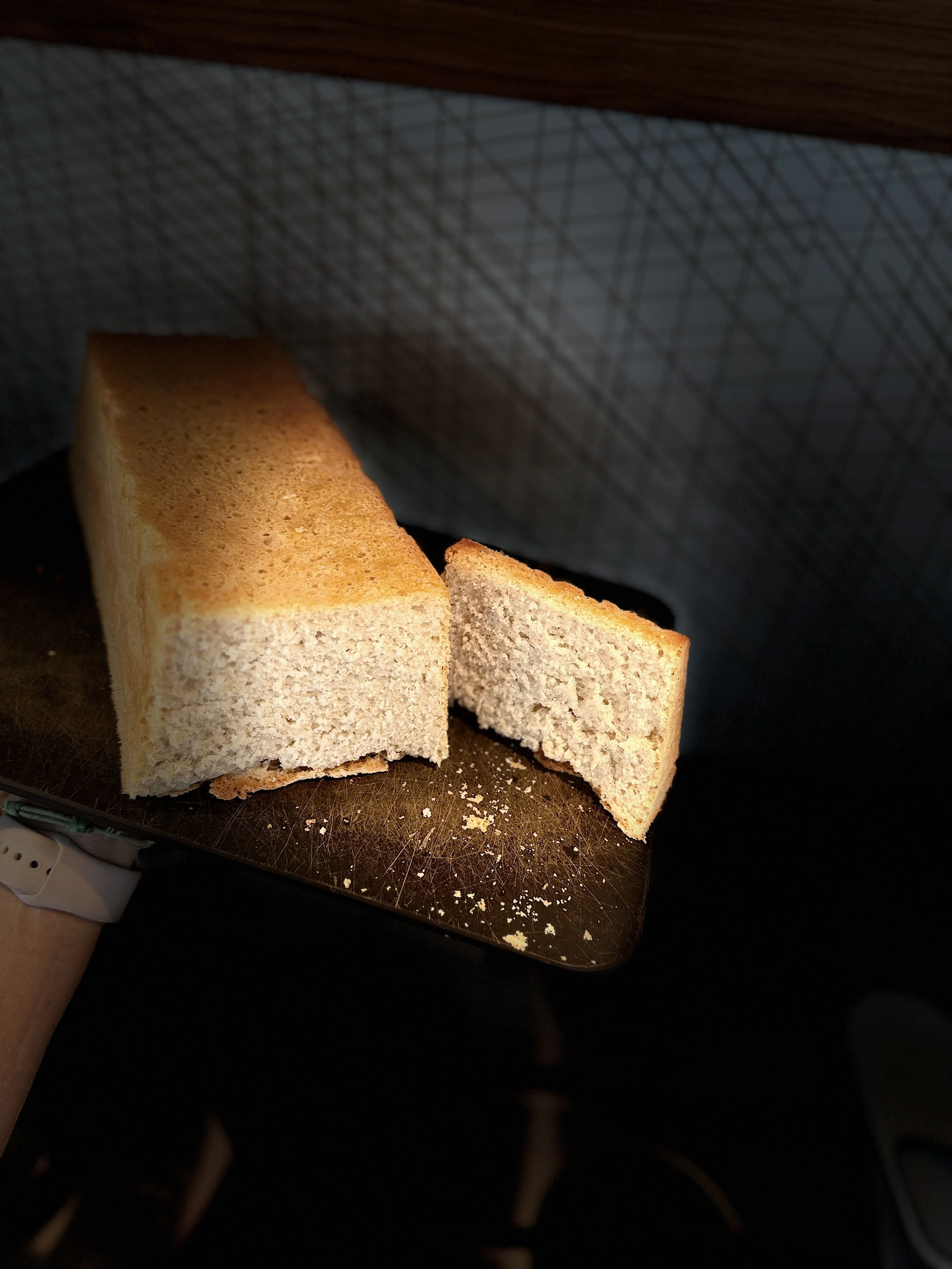 pane in cassetta fetta.JPEG