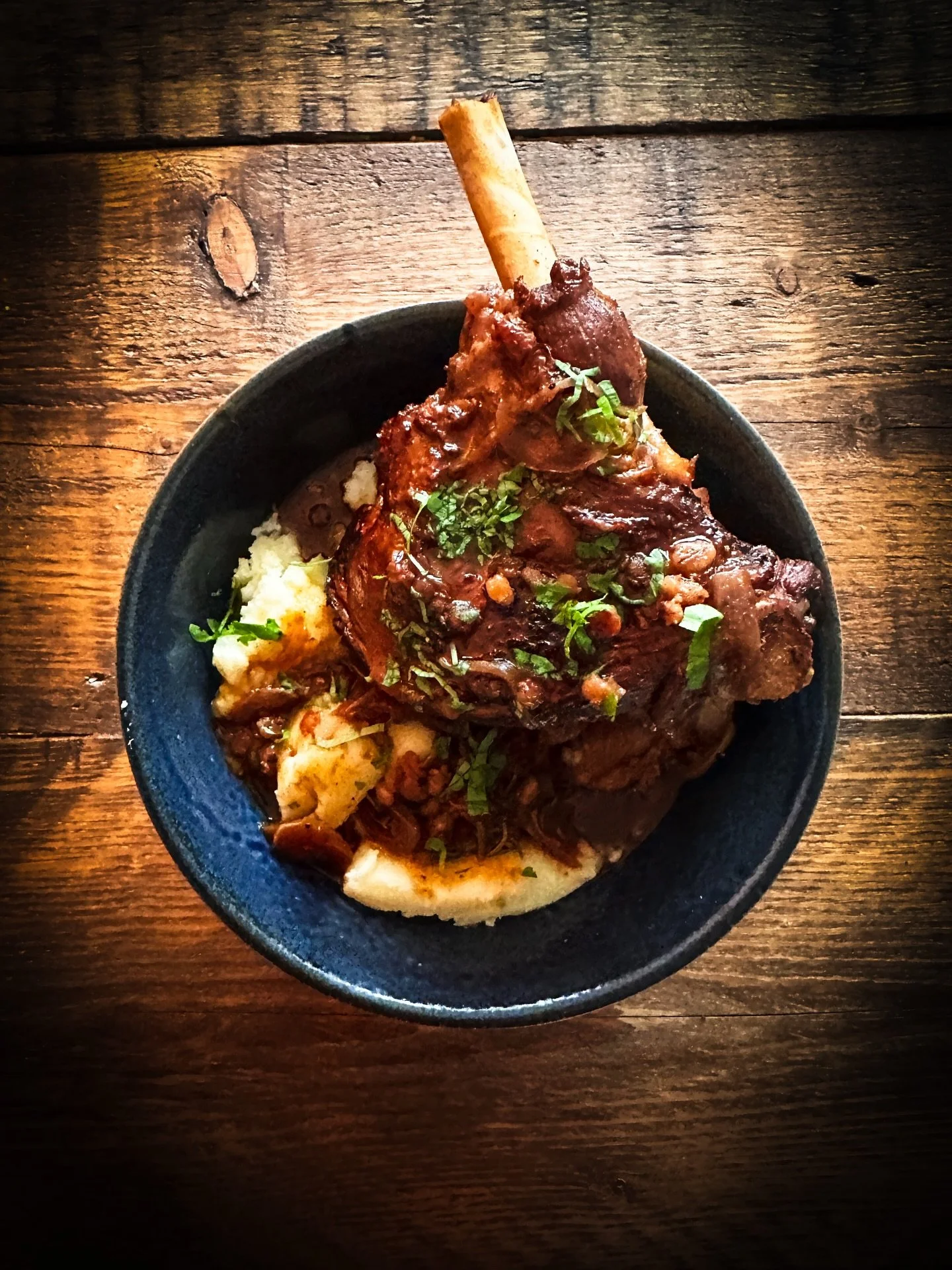 🔥 SLOW-ROASTED LAMB SHANK &amp; SILKY MASH 🔥

The ultimate Sunday comfort food. Slow cooked Welsh lamb shank with a silky garlic mash, drizzled with a lentil and red wine gravy 

This is comfort food done the Wild Man Cook way &mdash; rustic, prima