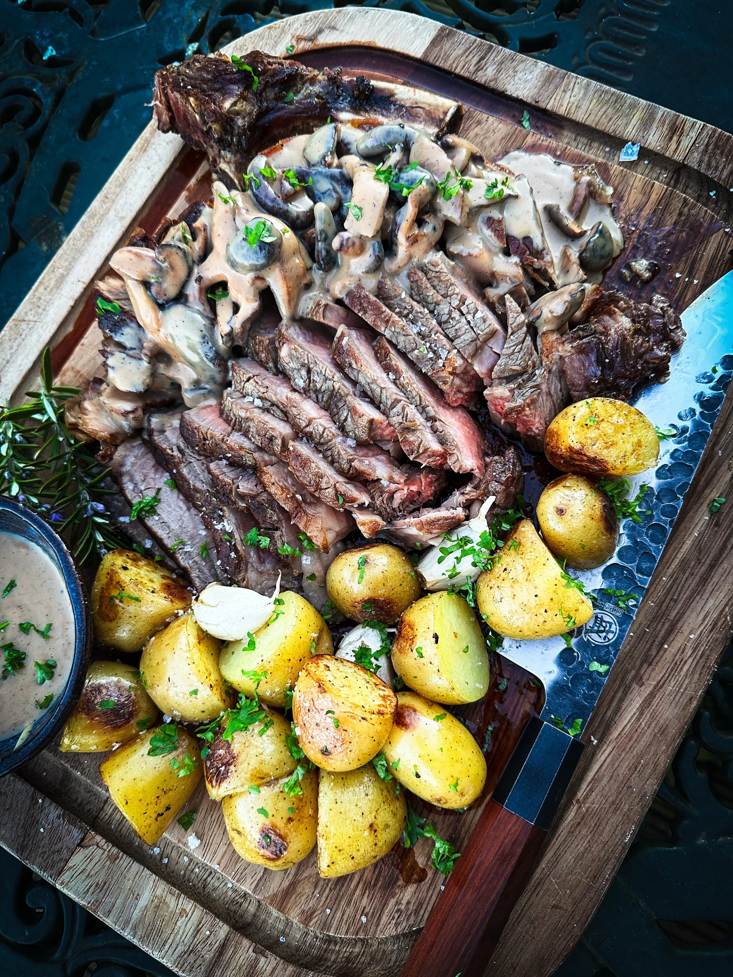 Steak night done properly.
Fire, smoke, cast iron and a good cut of meat &mdash; hard to beat it. No fancy tricks, no overcomplicated plates. Just time around the flames, a sharp knife, a heavy pan and food cooked the way it should be.

There&rsquo;s