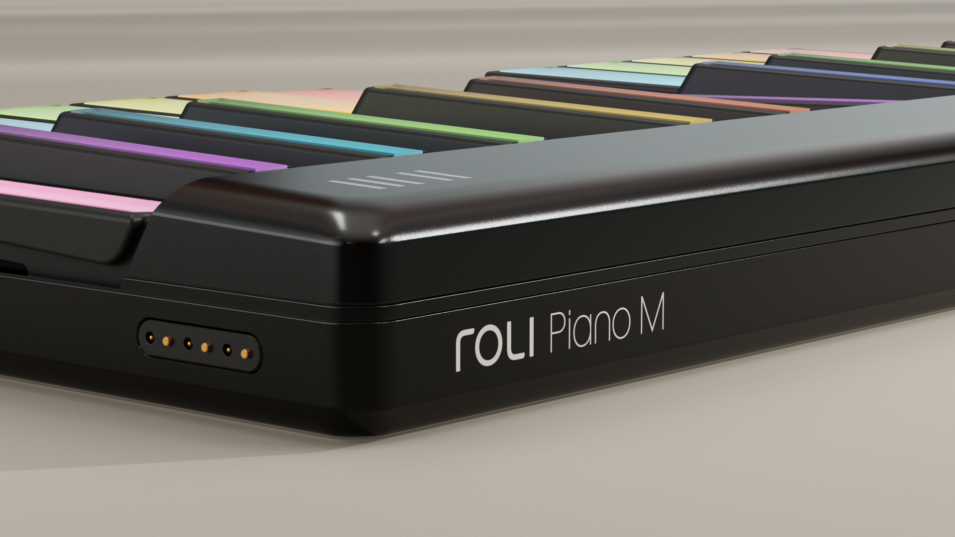 roli_piano_M_v04_jv___lights_on_cam_07_0033.png