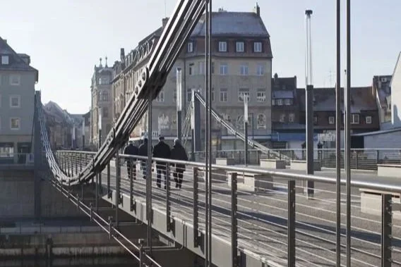 Kettenbrücke