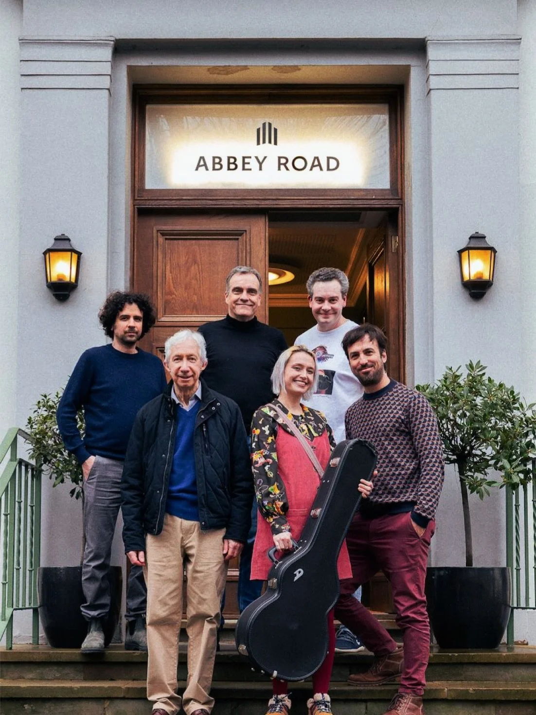 Captured by @katha_mau_photography at the recent @abbeyroadstudios session with @reemamusic. 

Her upcoming album will be available soon via my website, alongside the full @lowswing_studio catalogue.

https://www.jasonfordhifi.com/store/lowswing

#re