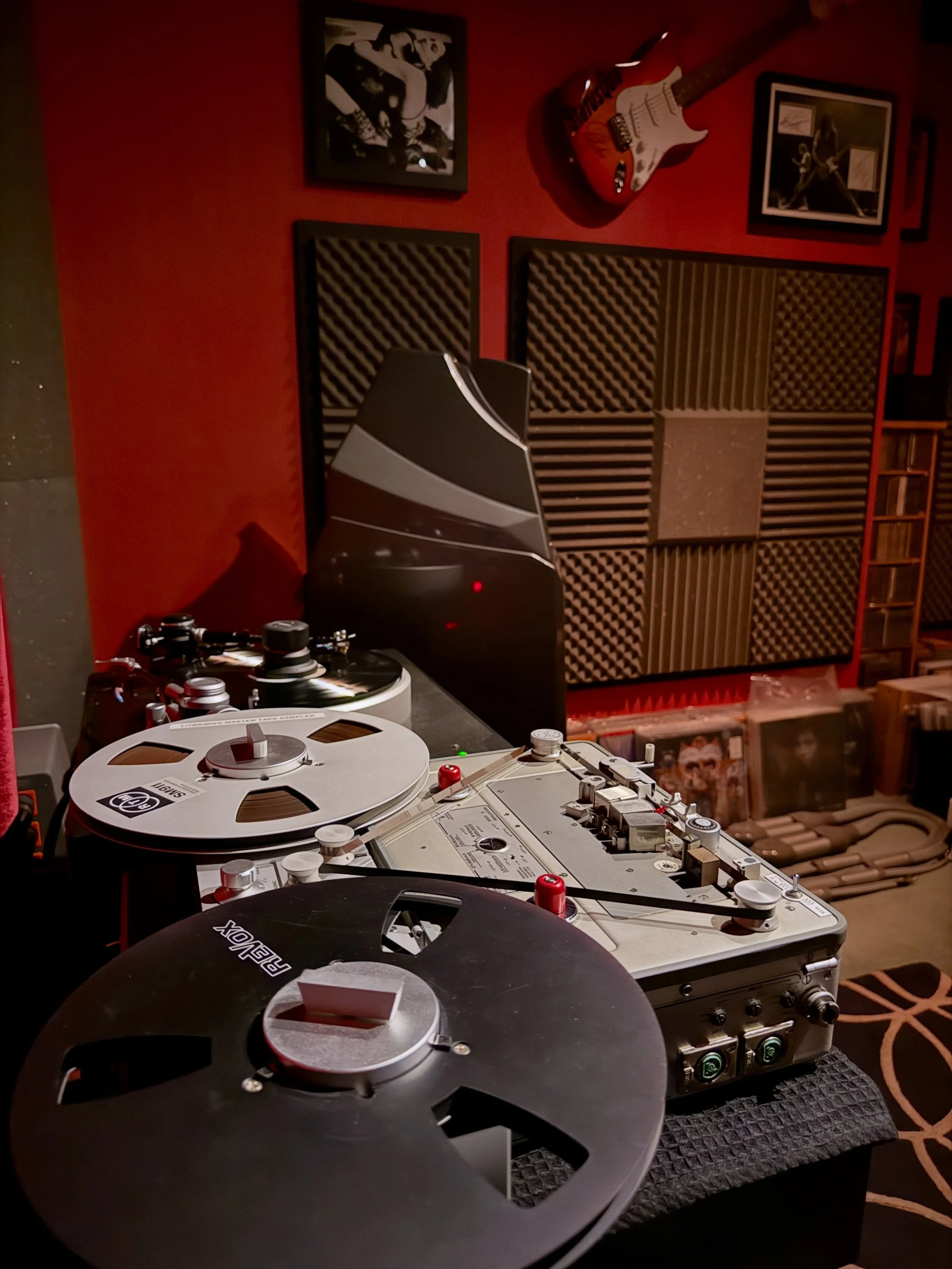 The tools of my trade.

Reference recordings. Open-reel tape. Critical listening.

Because getting the very best from a system isn&rsquo;t guesswork&mdash;it&rsquo;s knowing exactly what to listen for.

#audiophile #listeningroom #highend #analogue