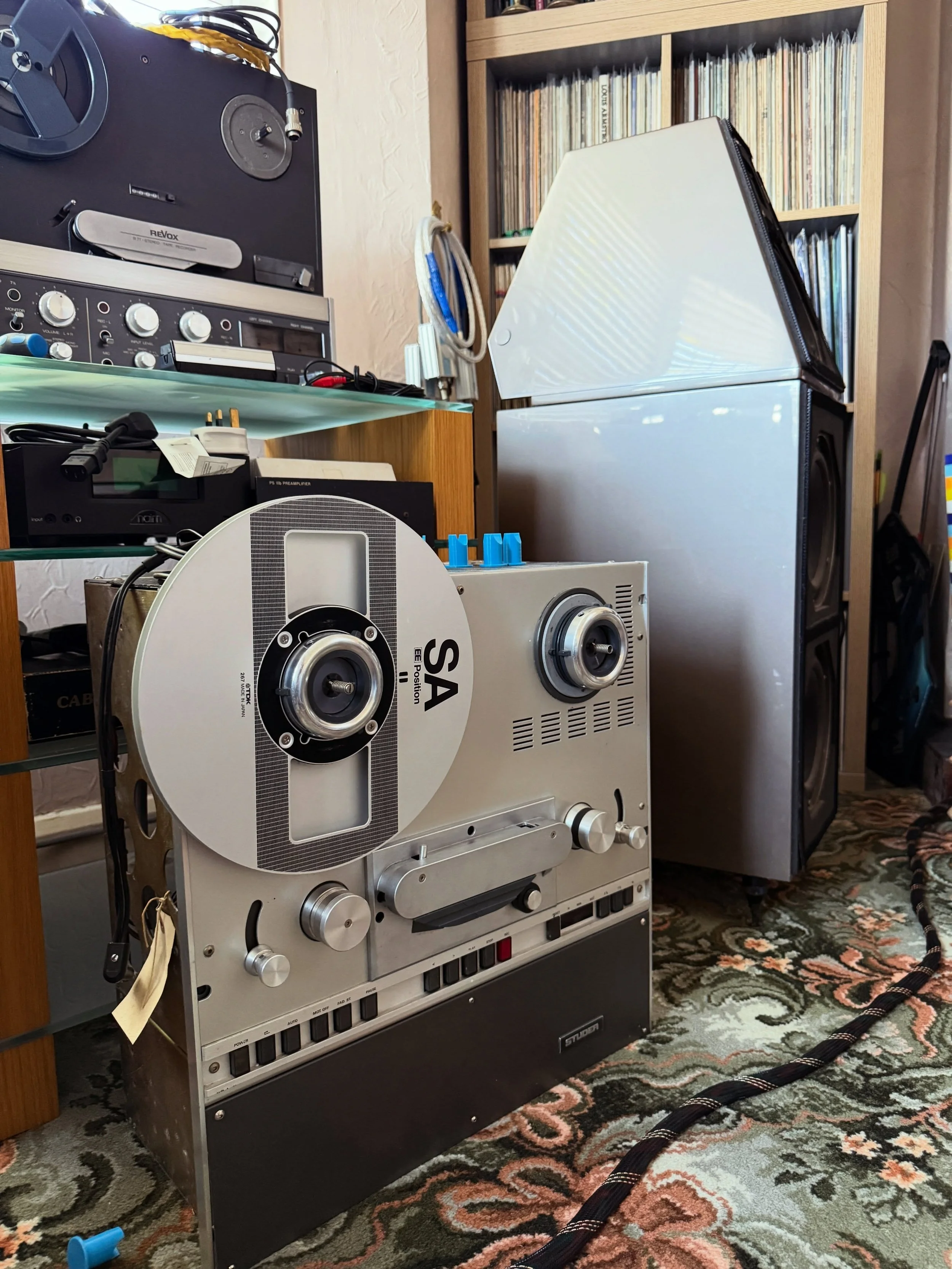 Getting the best from what you already own.

A return visit to a recent client, this time to deliver a @supersense_mastercuts acetate of Sonny Rollins on Impulse! and to optimise the positioning of his Wilson Audio W/P V loudspeakers.

Speaker setup 