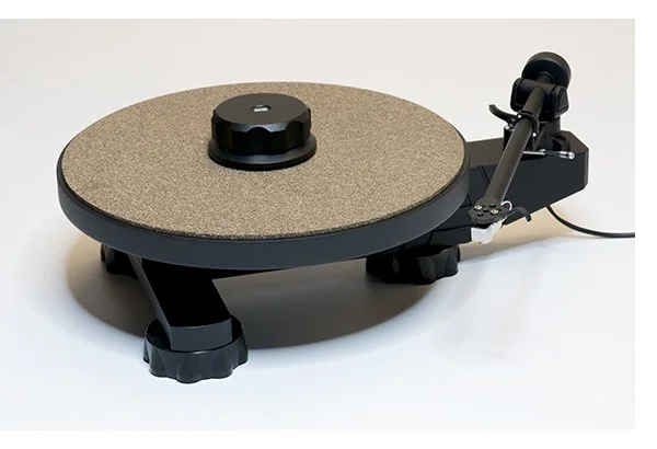Avid Ingenium Turntable Package inc Rega Arm + Cartridge