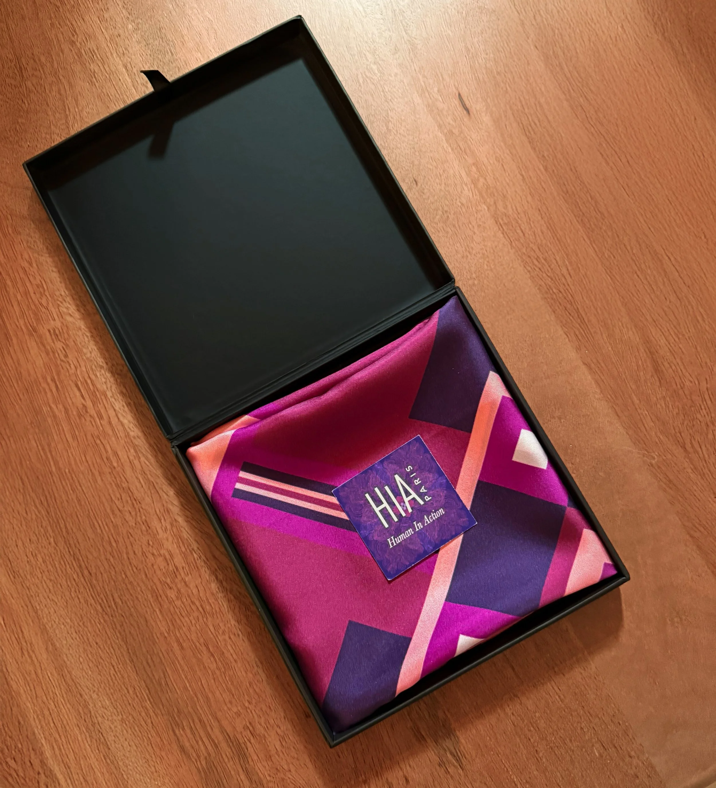 FoulardGraphicview-cadeau-2.jpg