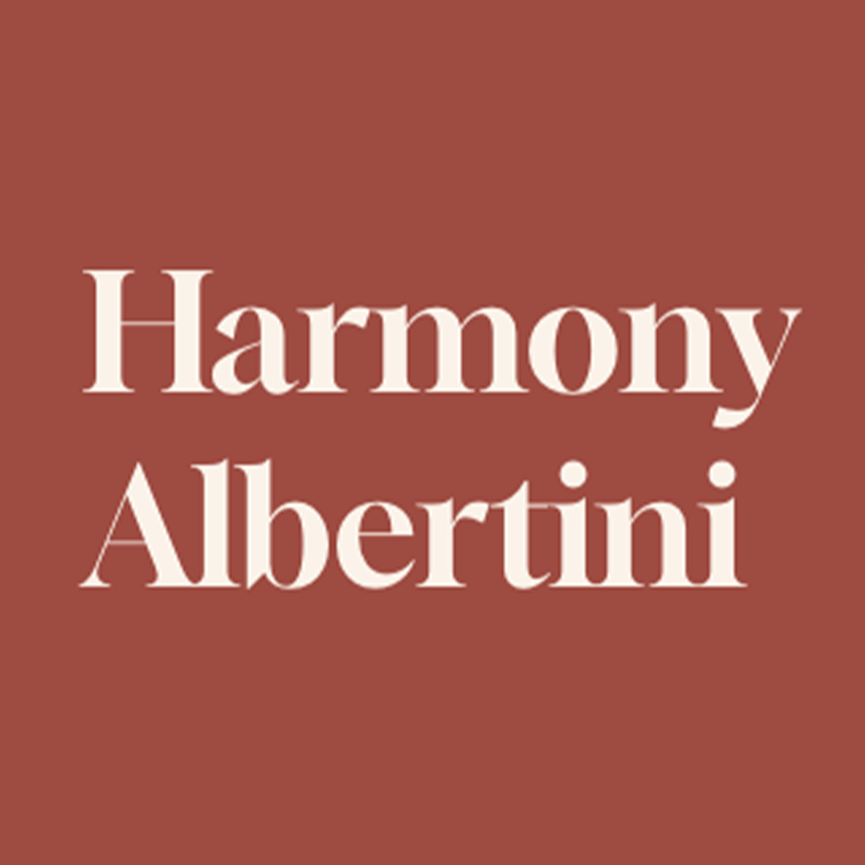 Couverture de livre avec le titre "Harmonie" écrit en blanc sur un fond marron.