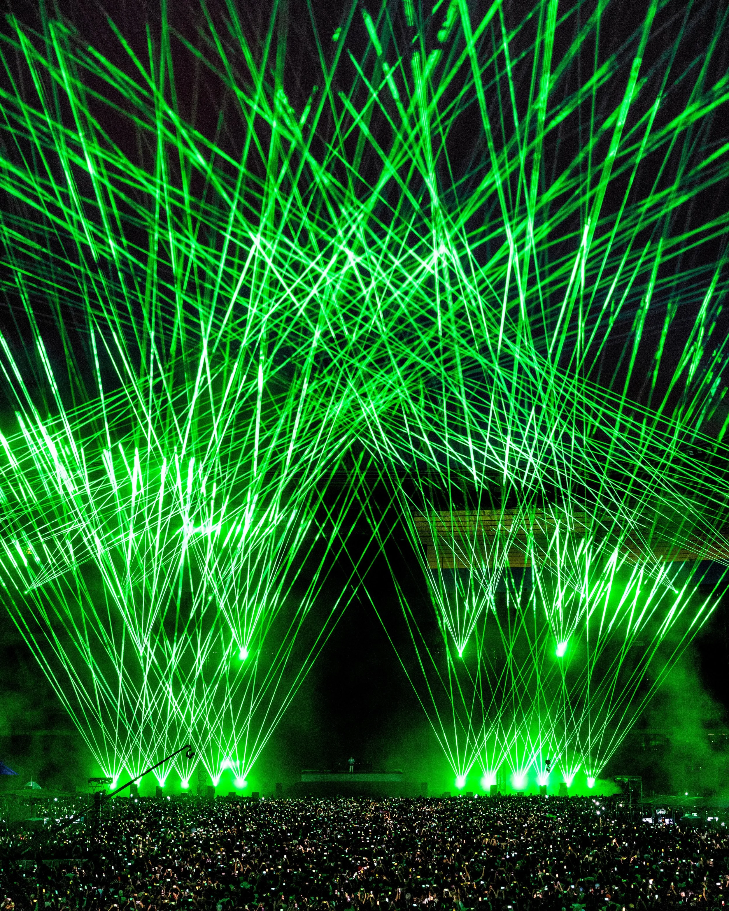 375MIKO_VisionByAG_DavidGuetta_SDF_11.06.26-0610 2 copy.jpg