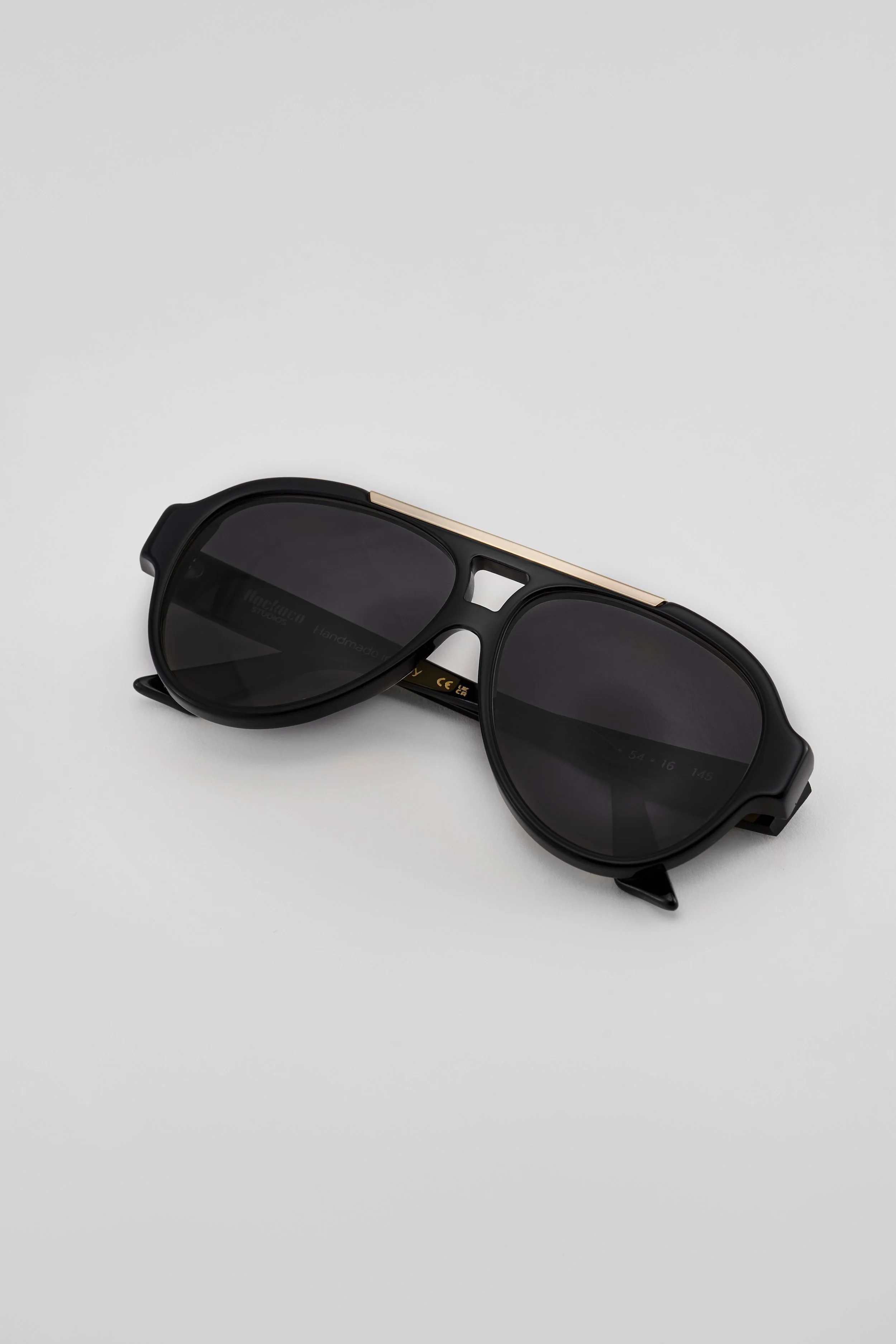 SKU 3- BLACK: SOLID GREY ACE-02.jpg