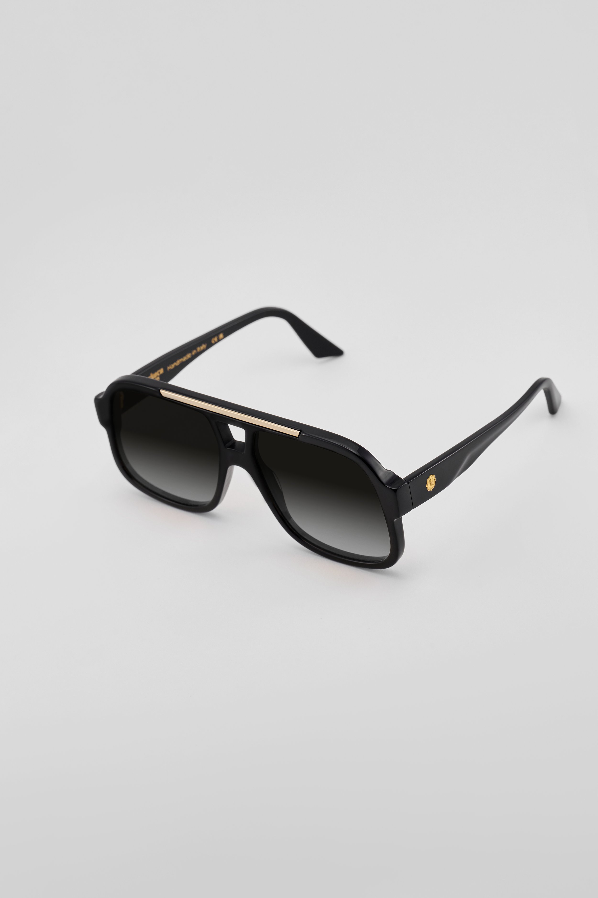AVIATOR SUNGLASSES BLACK X GRADIENT GREY  TANGIERS-05.jpg