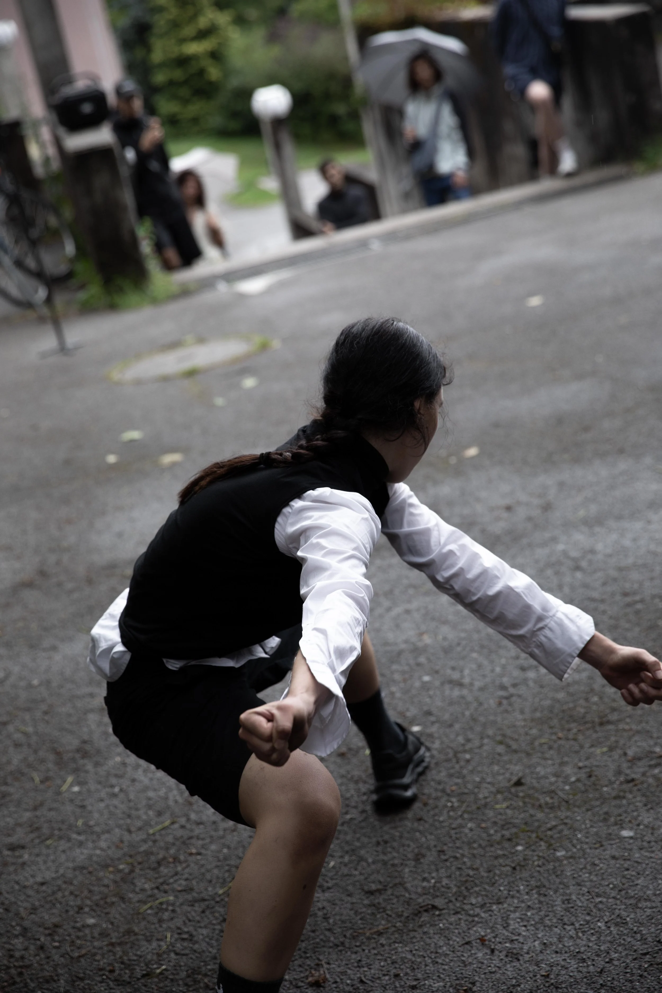 Ilaria Rabagliati & Rebeka Mondovics 
dance 
20' 

Photo credit: Jennifer Anger