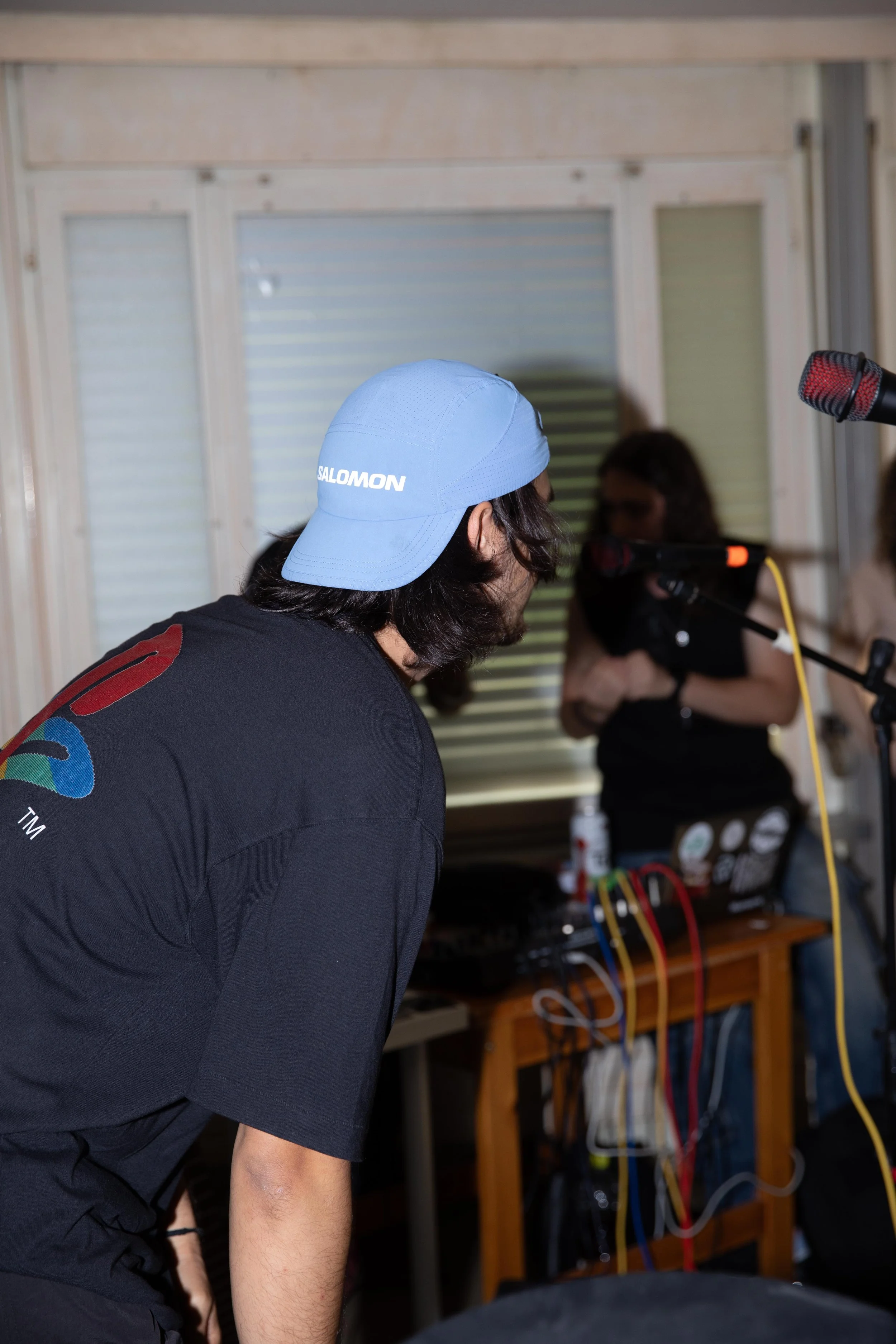 Hanil Jeong
IDM 
30' 

Photo credit: Jennifer Anger