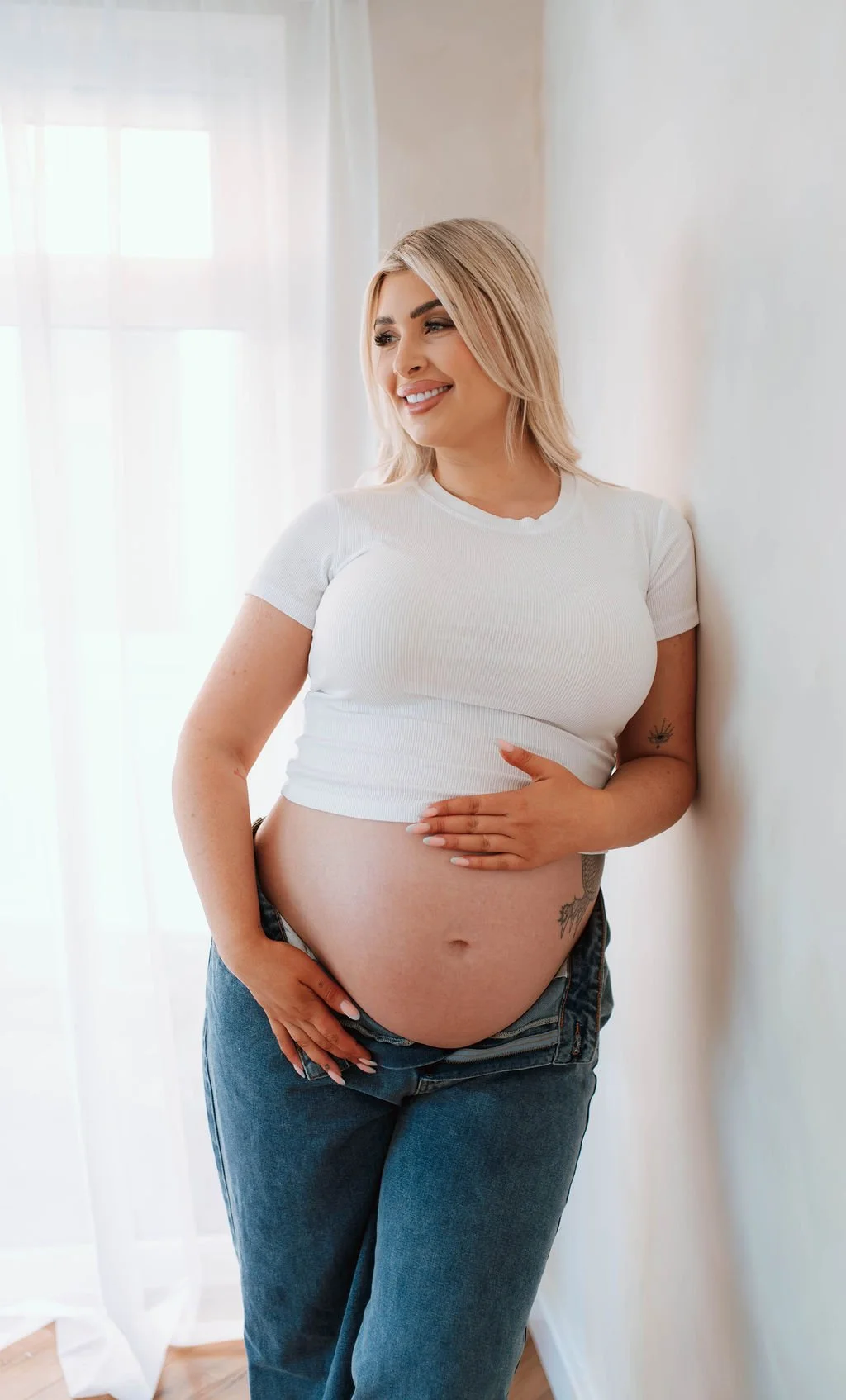 Couple-Maternity-Shoot-South-Yorkshire-Hollie-Horn-Photography-7795-Enhanced-NR.jpg
