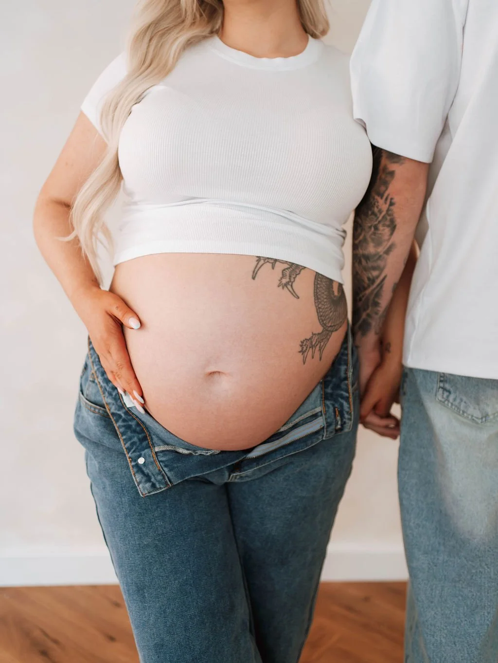 Couple-Maternity-Shoot-South-Yorkshire-Hollie-Horn-Photography-7841-Enhanced-NR.jpg