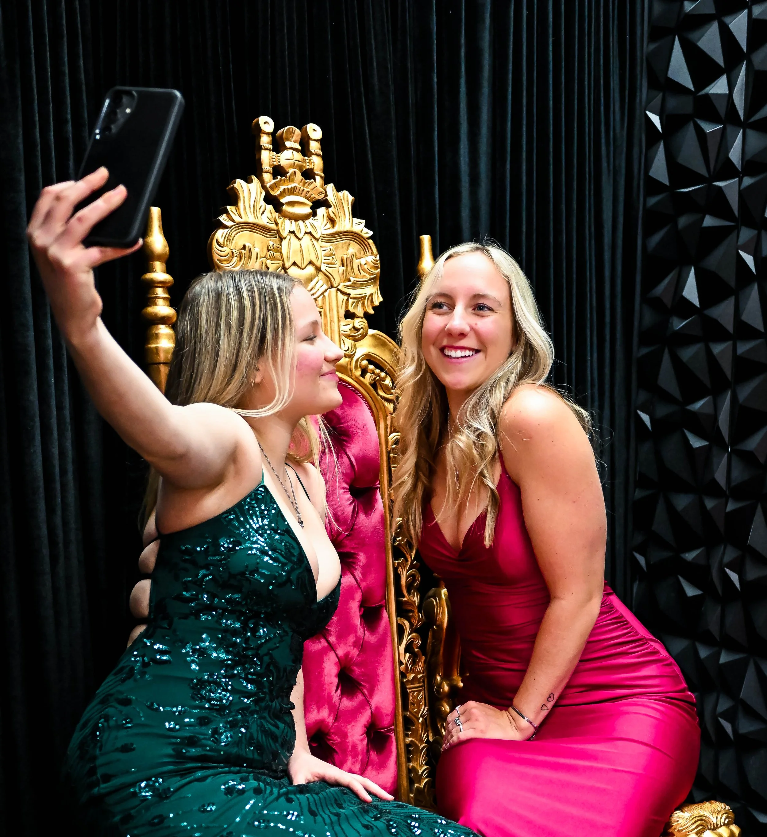 Prom Throne 2.jpg