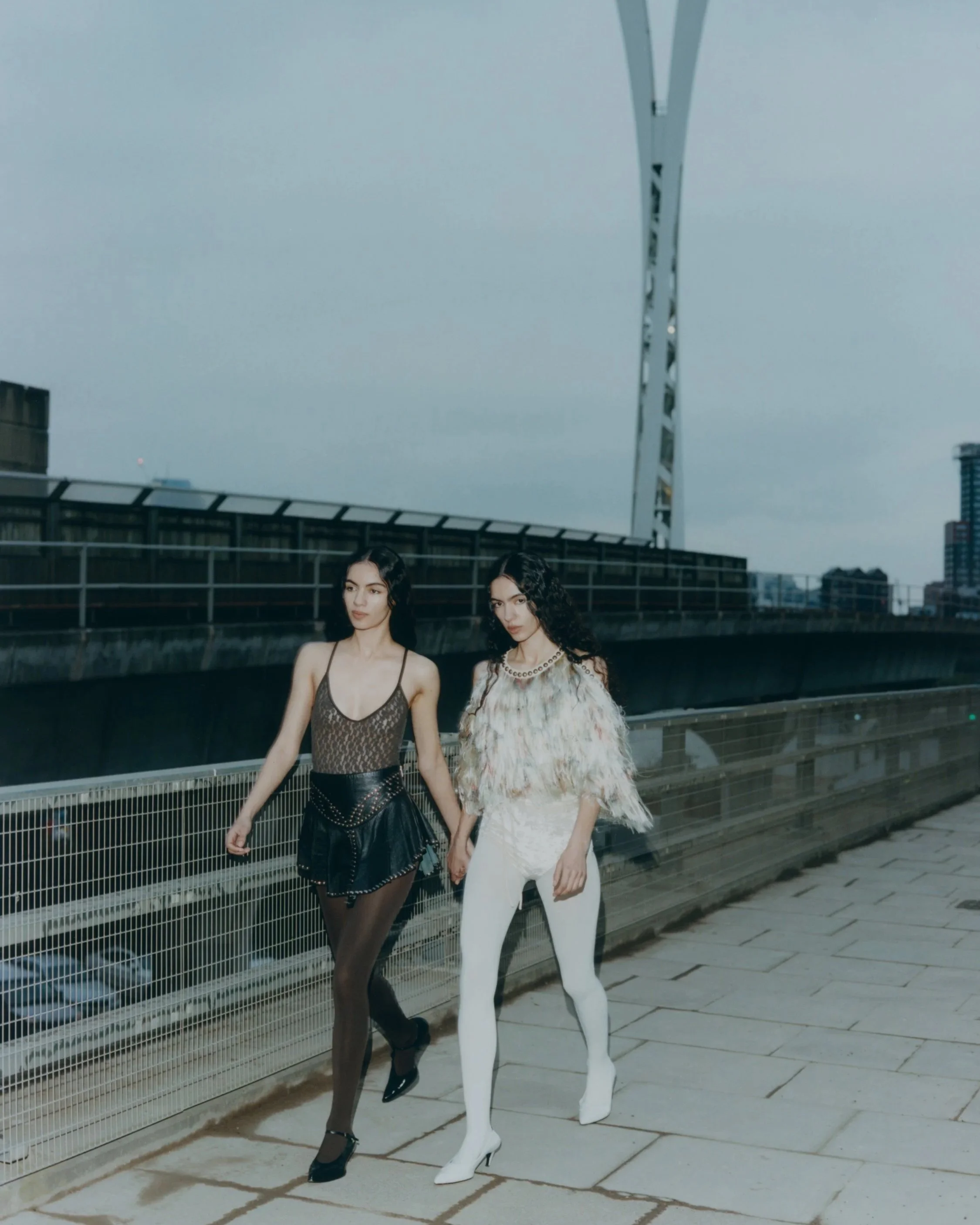 Robert Binda Photography, fashion photographer
high end photography
luxury brand photography
editorial fashion photographer
commercial fashion photography
portrait photographer
fine art fashion imagery
creative direction
fine jewellery photographer