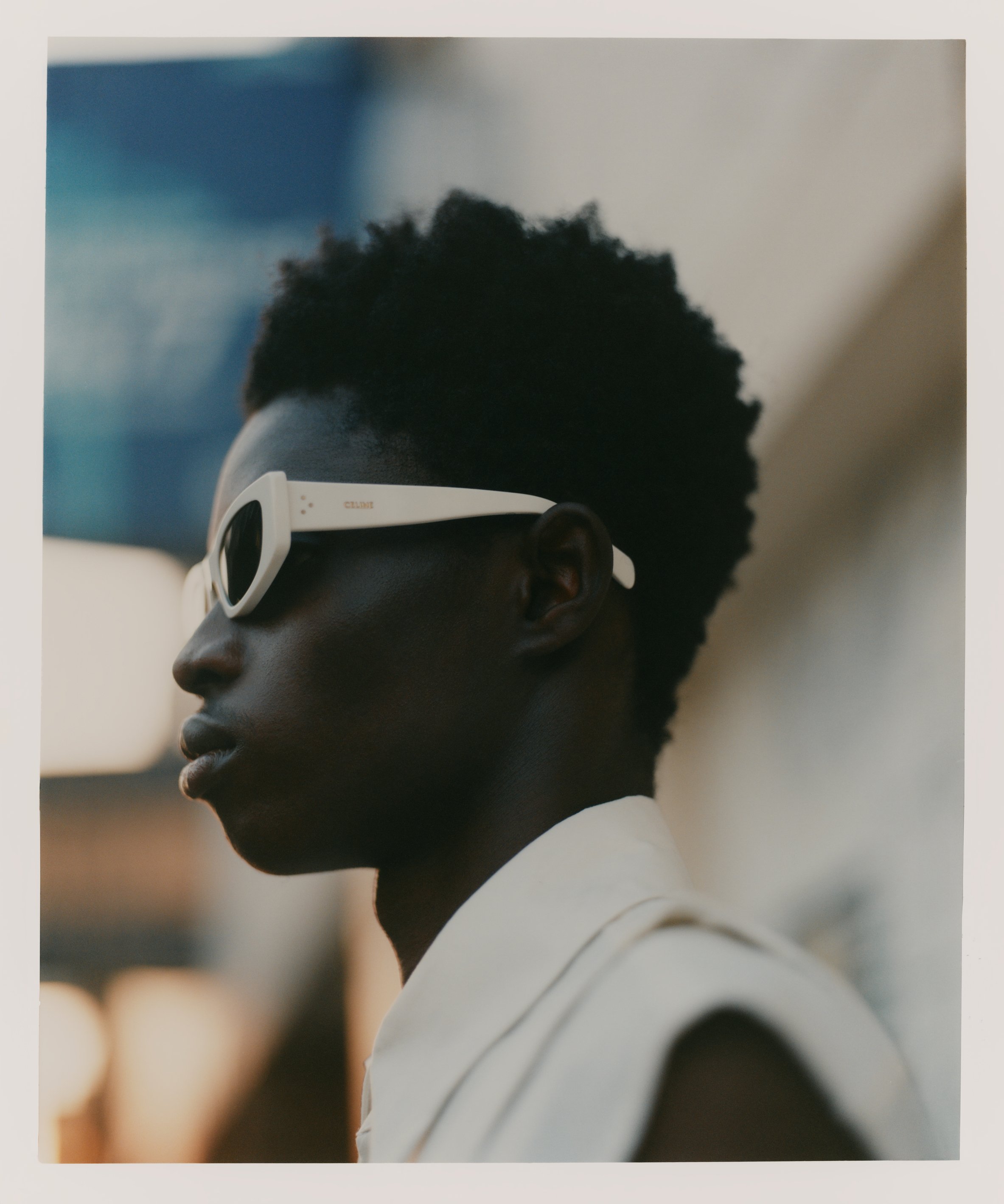 Robert Binda Photography, fashion photographer
high end photography
luxury brand photography
editorial fashion photographer
commercial fashion photography
portrait photographer
fine art fashion imagery
creative direction
fine jewellery photographer