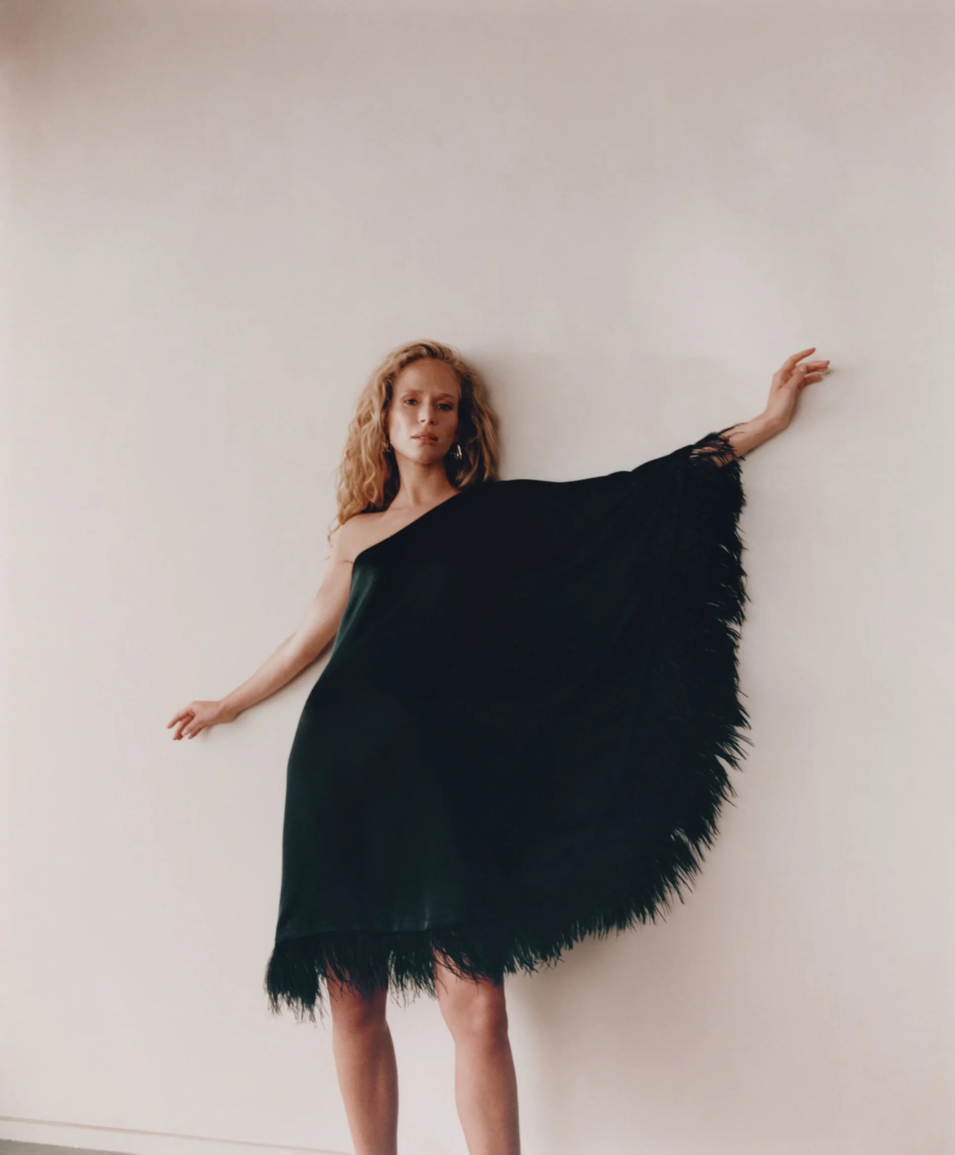 Robert Binda Photography, fashion photographer
high end photography
luxury brand photography
editorial fashion photographer
commercial fashion photography
portrait photographer
fine art fashion imagery
creative direction
fine jewellery photographer