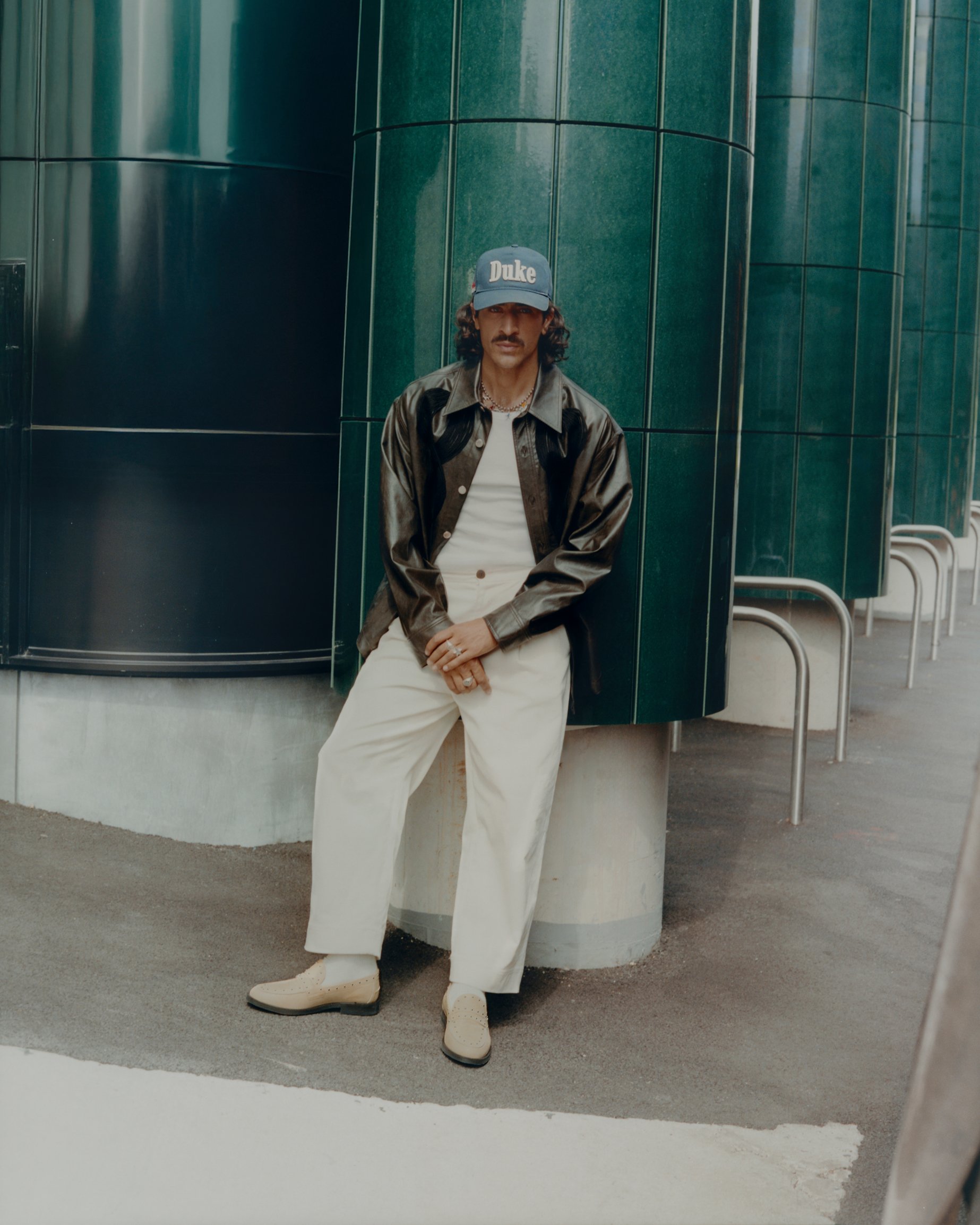 Robert Binda Photography, fashion photographer
high end photography
luxury brand photography
editorial fashion photographer
commercial fashion photography
portrait photographer
fine art fashion imagery
creative direction
fine jewellery photographer