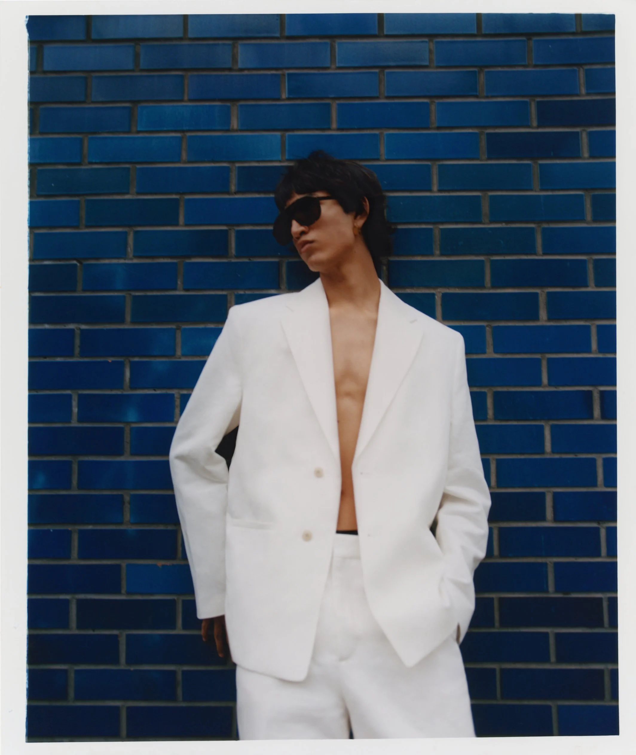 Robert Binda Photography, fashion photographer
high end photography
luxury brand photography
editorial fashion photographer
commercial fashion photography
portrait photographer
fine art fashion imagery
creative direction
fine jewellery photographer